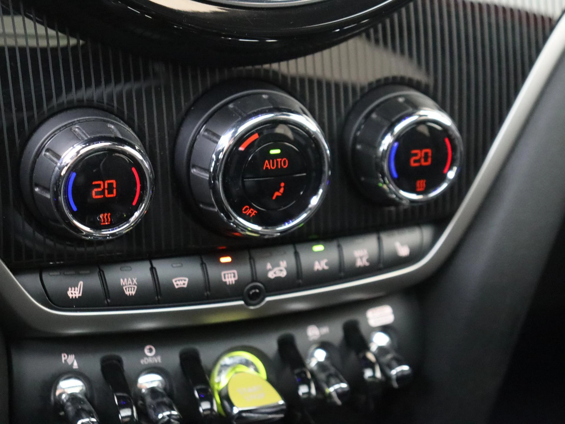 MINI-Countryman-image-21