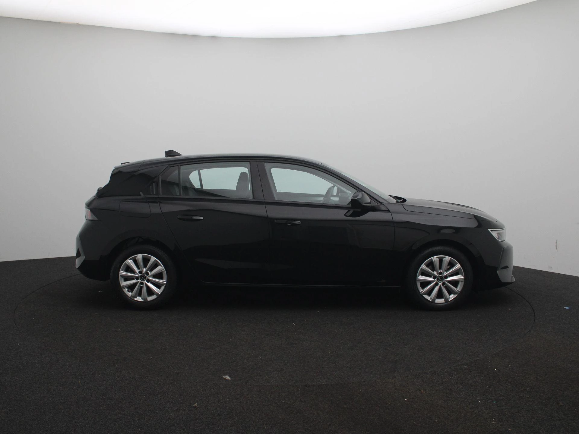 Opel-Astra-image-6