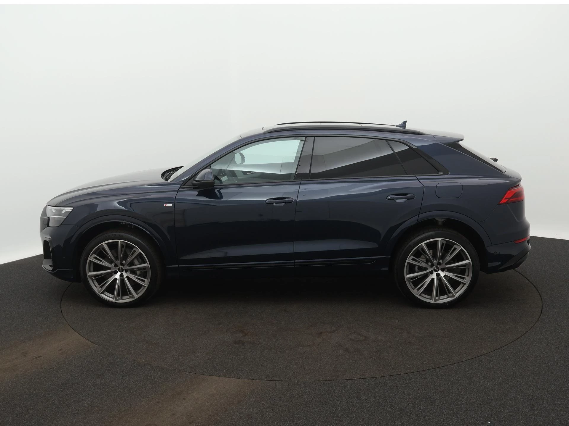 Audi-Q8-image-2