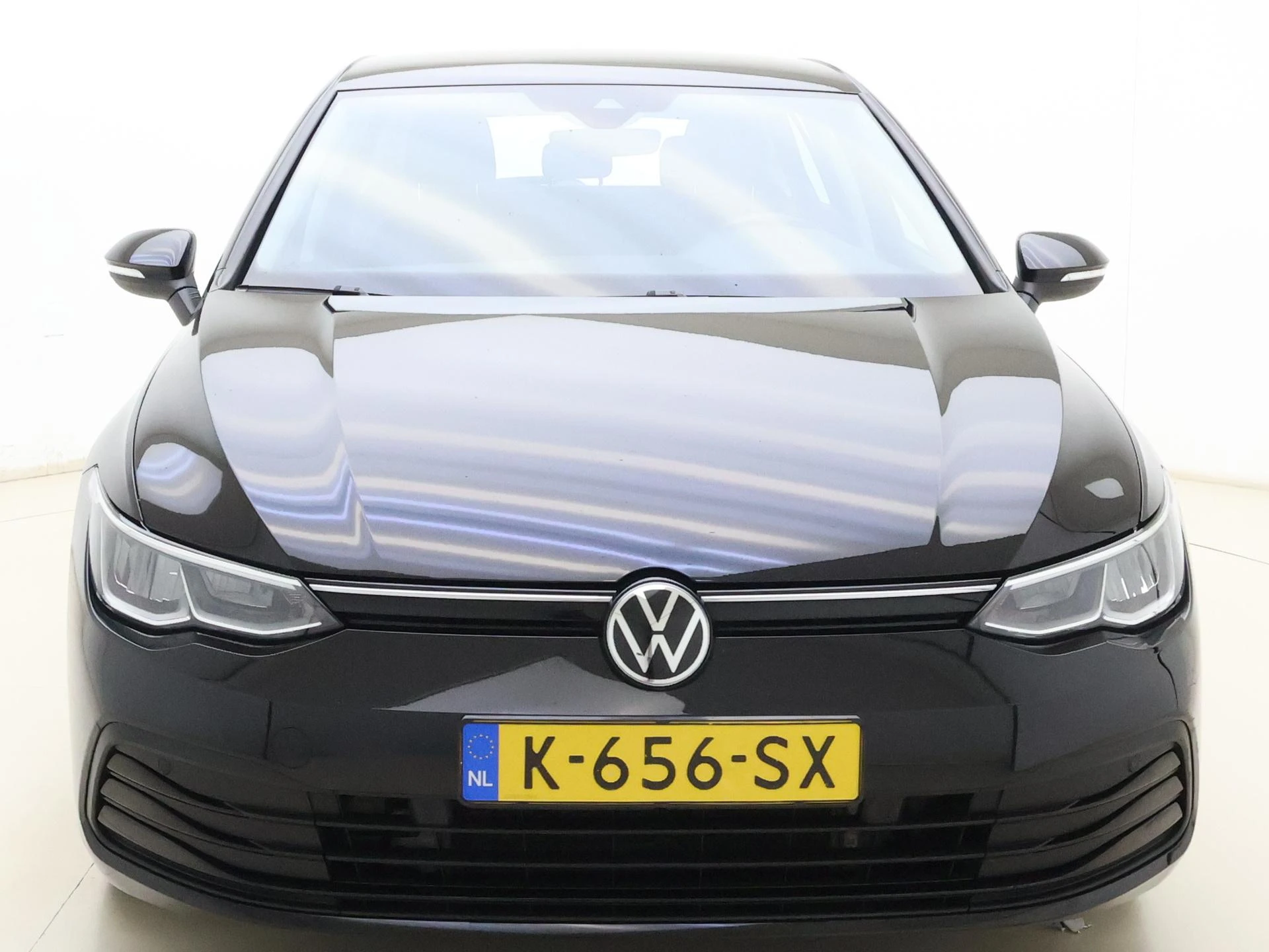 Volkswagen-Golf-image-8