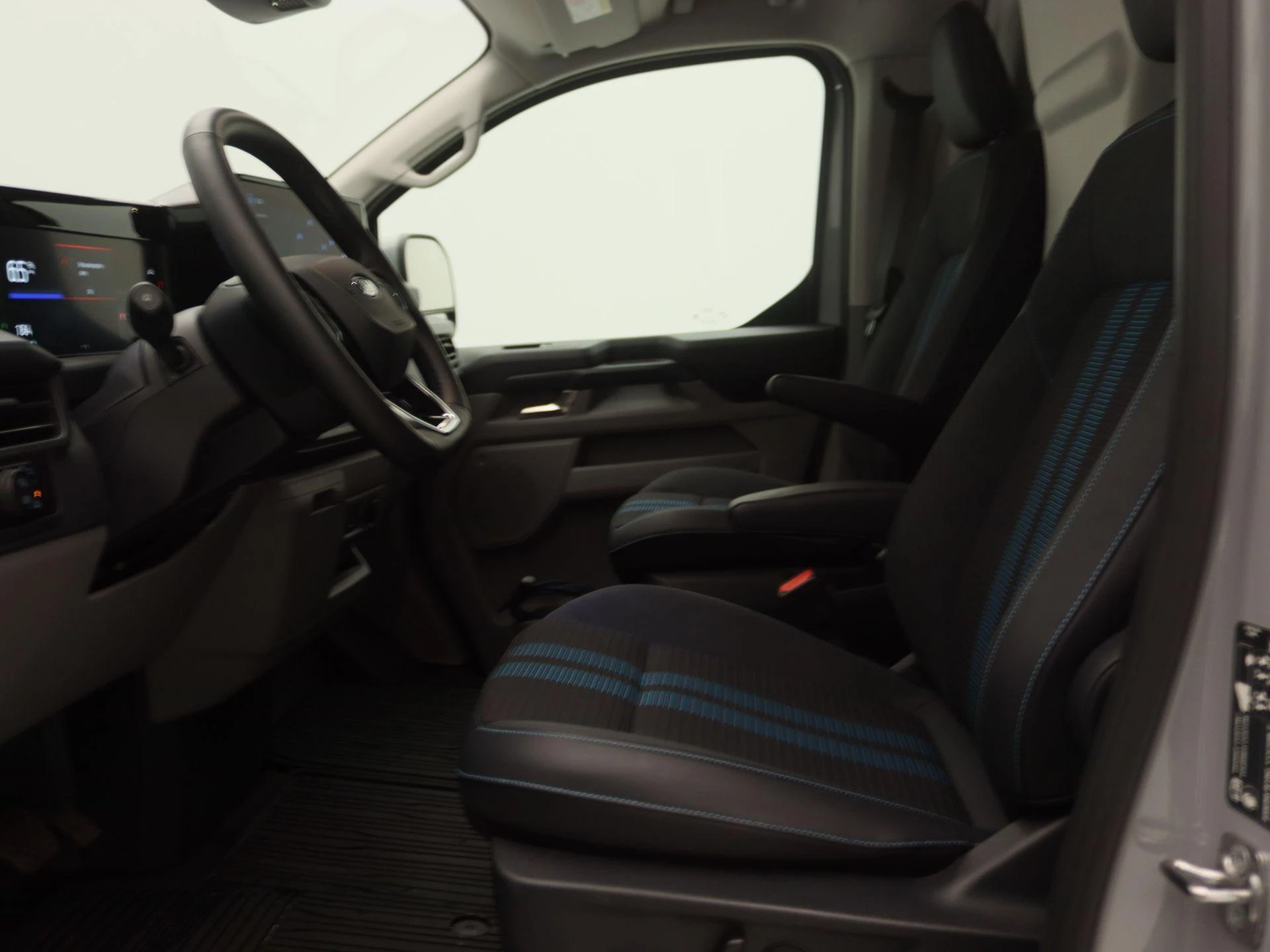 Ford-E-Transit-image-9