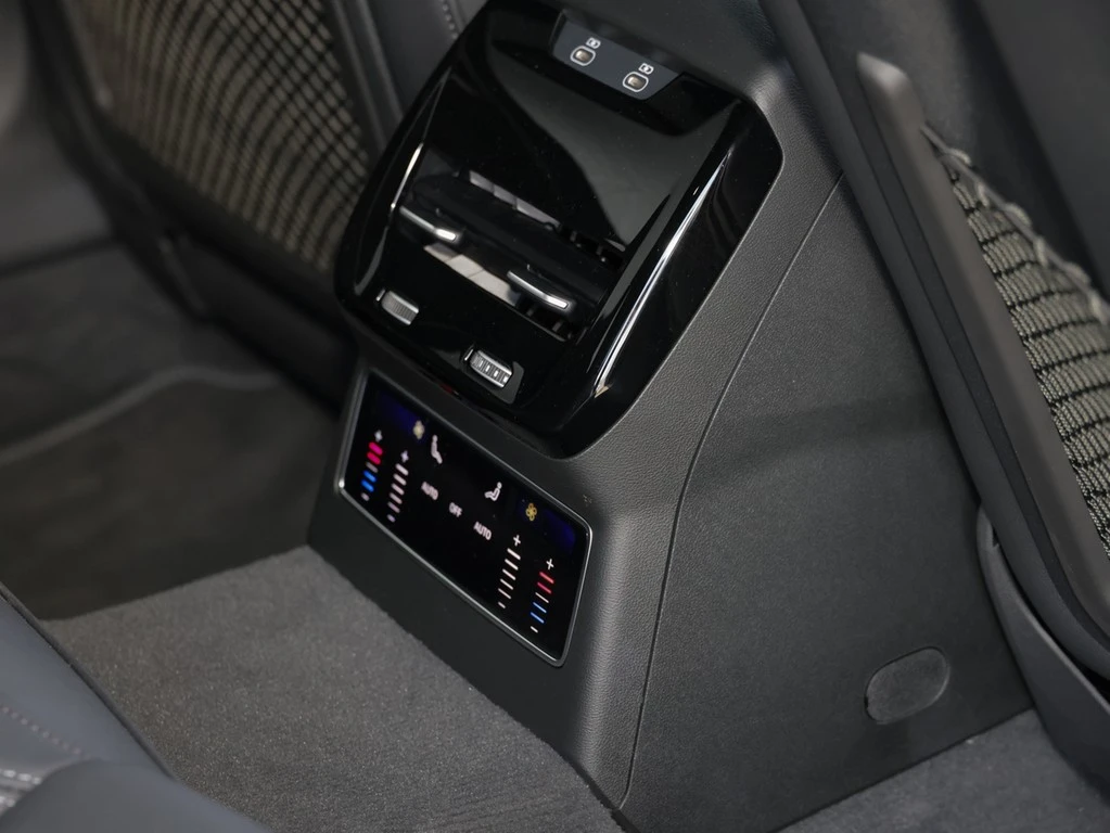 Audi-A6-image-9