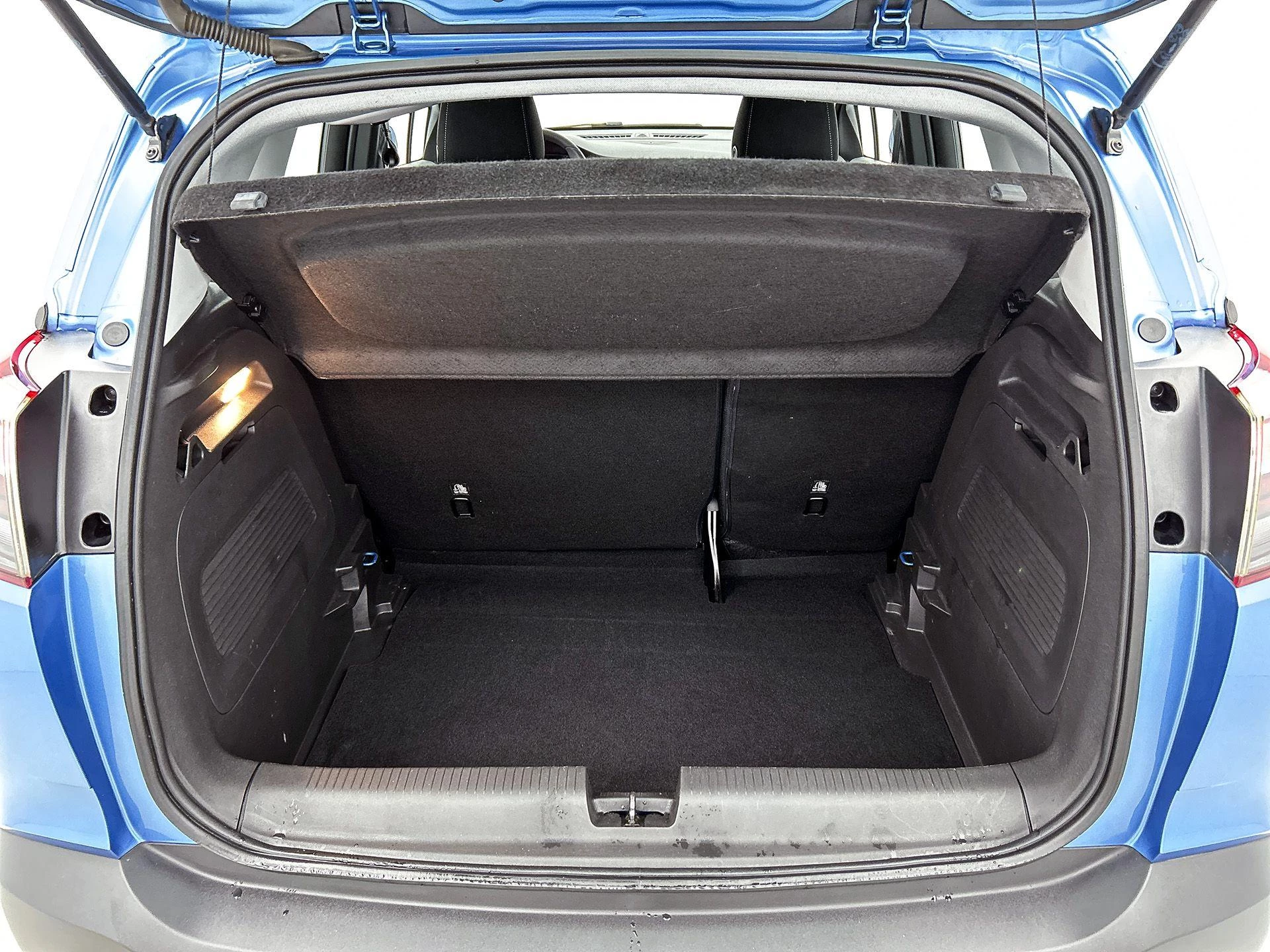 Opel-Crossland X-image-16