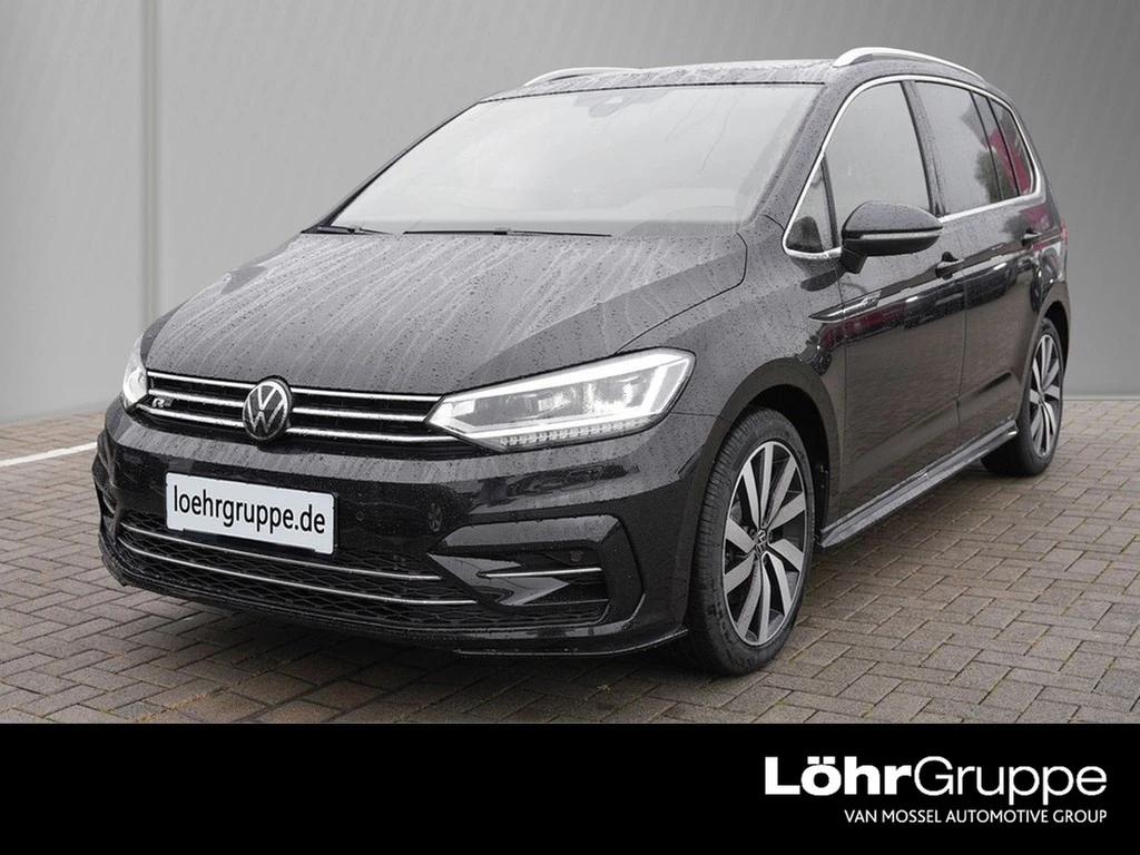 Volkswagen-Touran-image-0