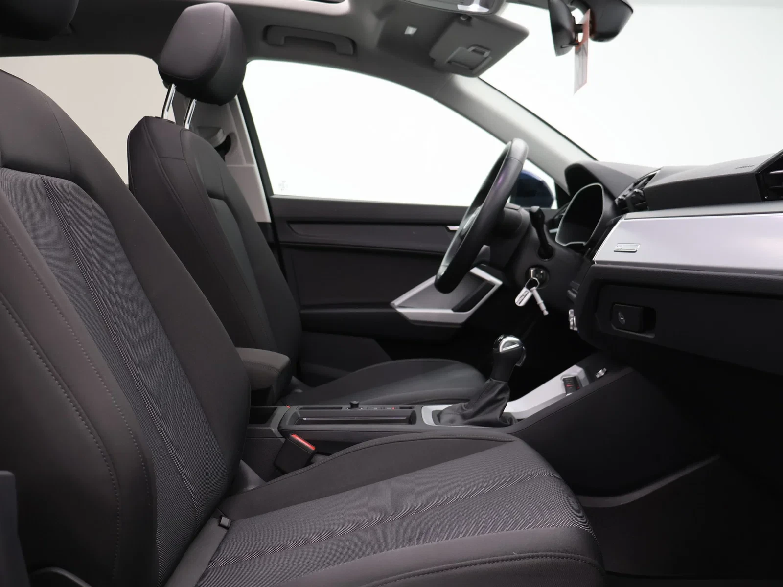 Audi Q3 PHEV Audi Q3 S line 45TFSIe PHEV 245PK *PANO DAK*NAVI*APP CONNECT*ZETELVERWARMING*CRUISE*PDC*DIGITAL DASH