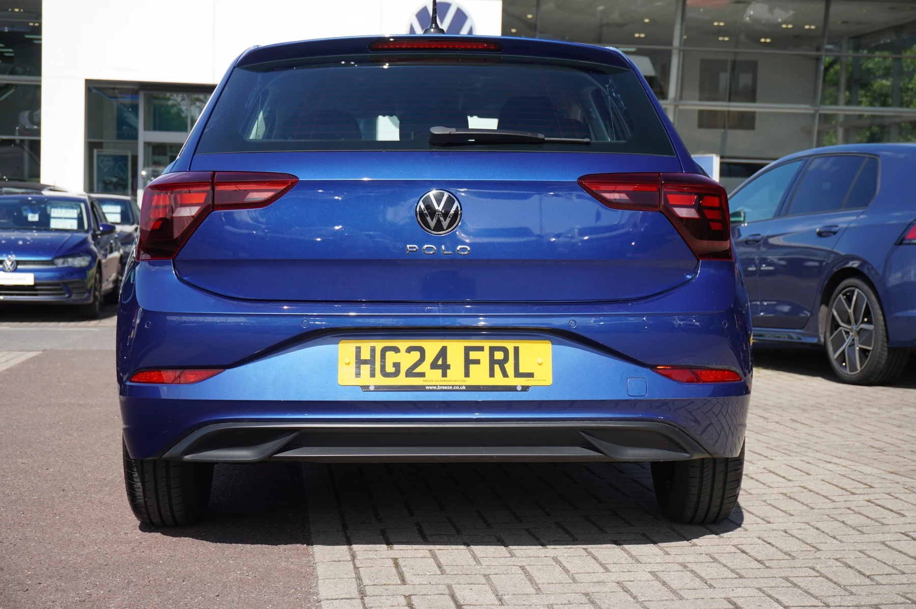 Volkswagen-Polo-image-14