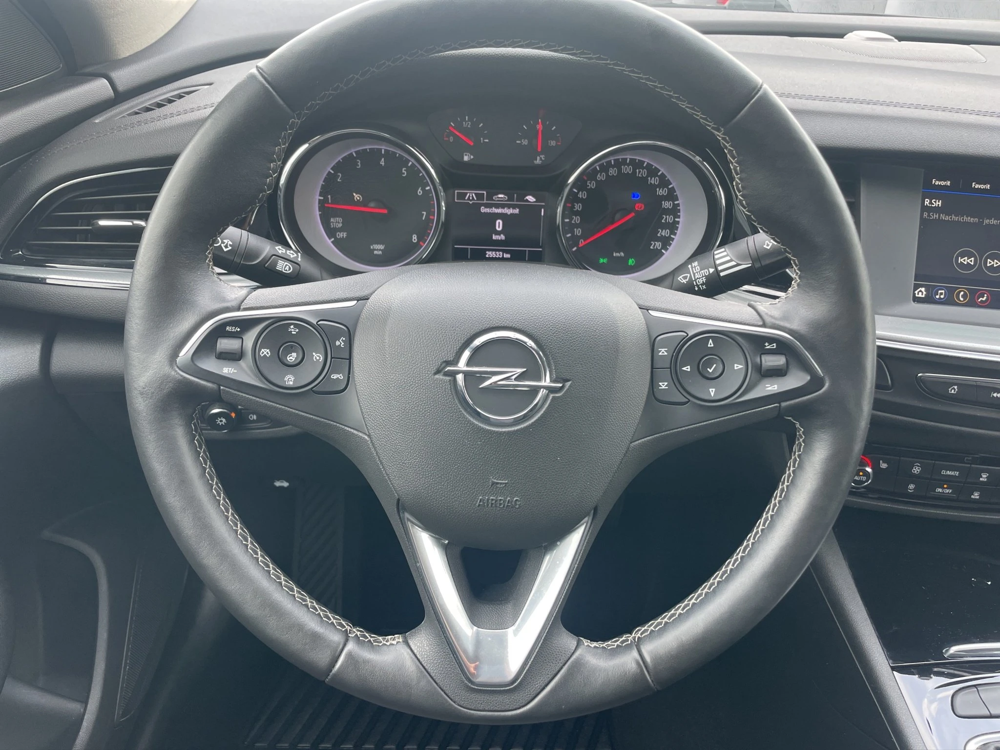Opel-Insignia-image-12