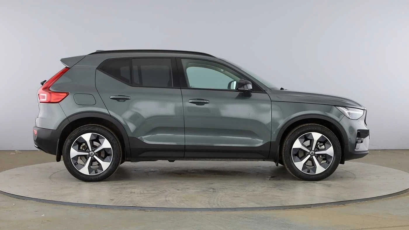 Volvo-XC40-image-1