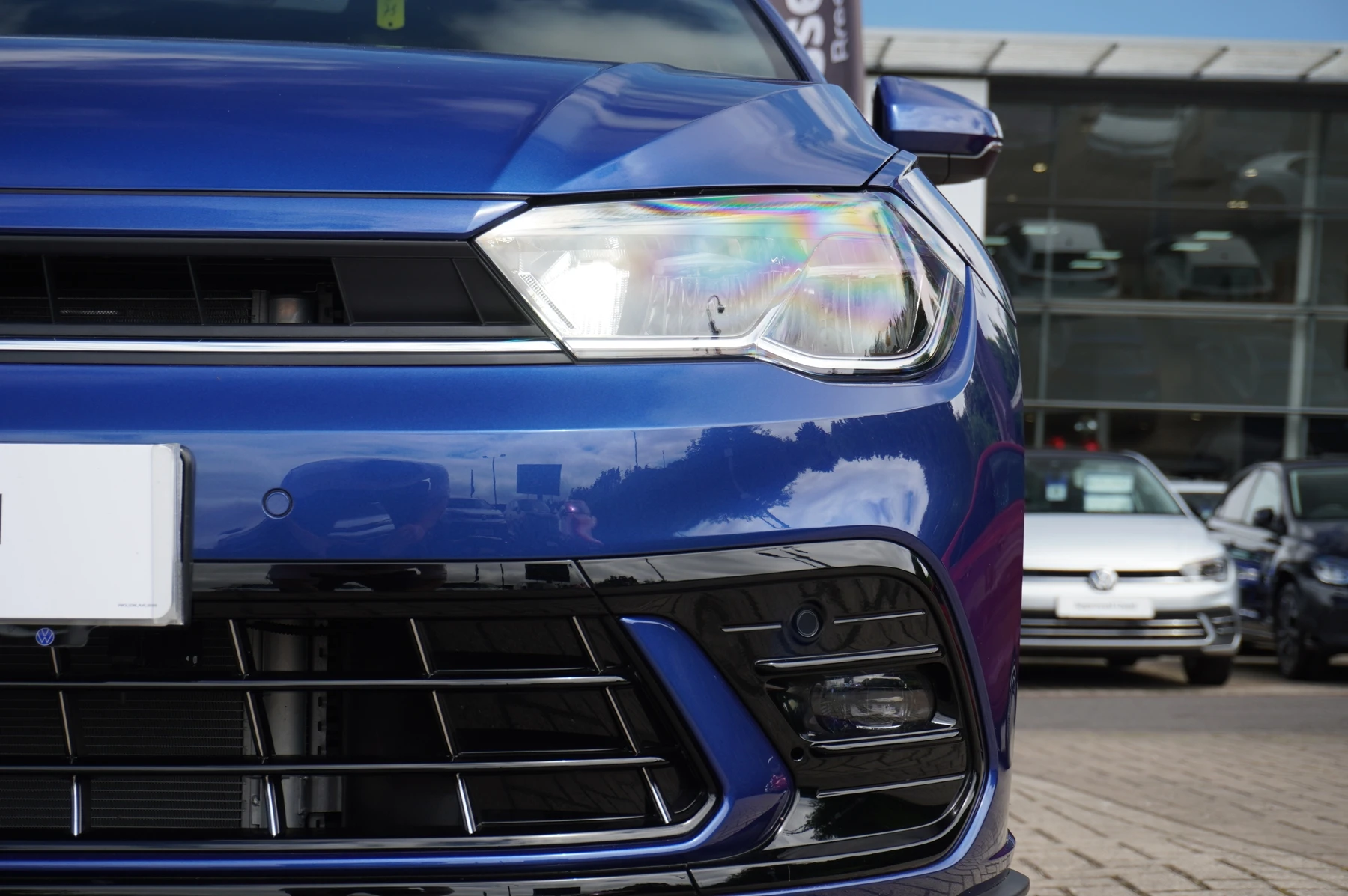 Volkswagen-Polo-image-47