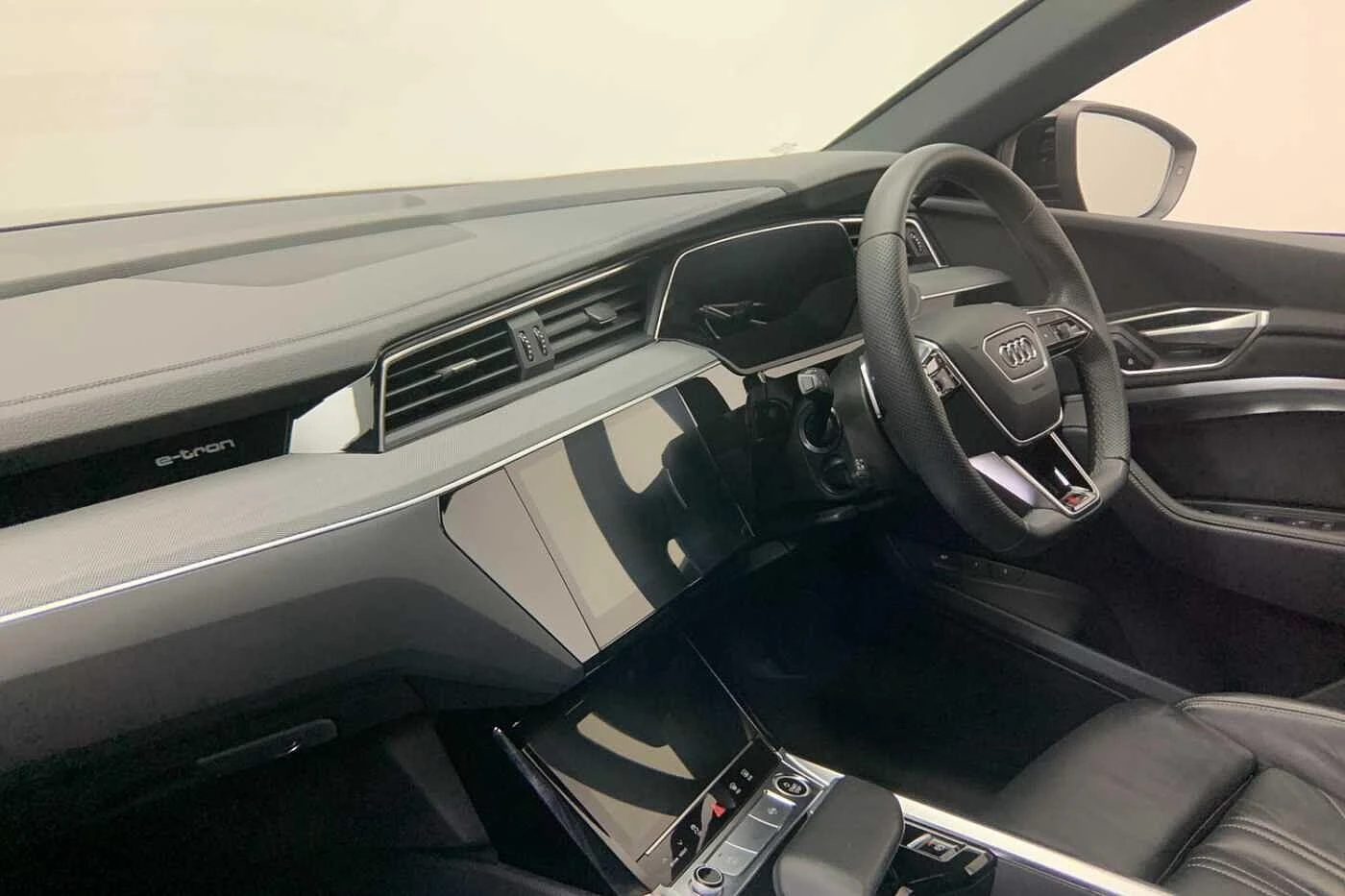 Audi-Q8-image-11