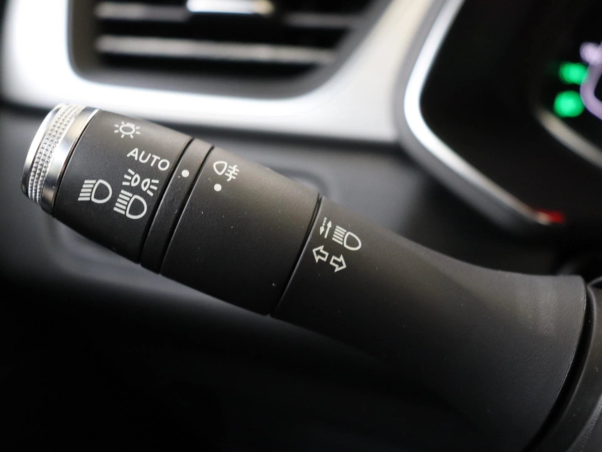 Renault-Captur-image-23