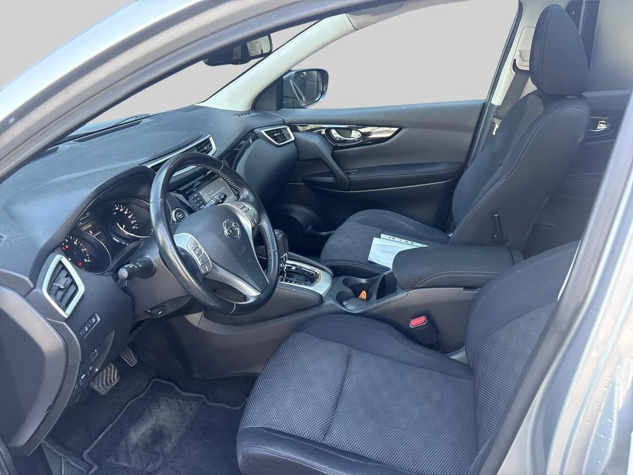 Nissan-QASHQAI-image-7