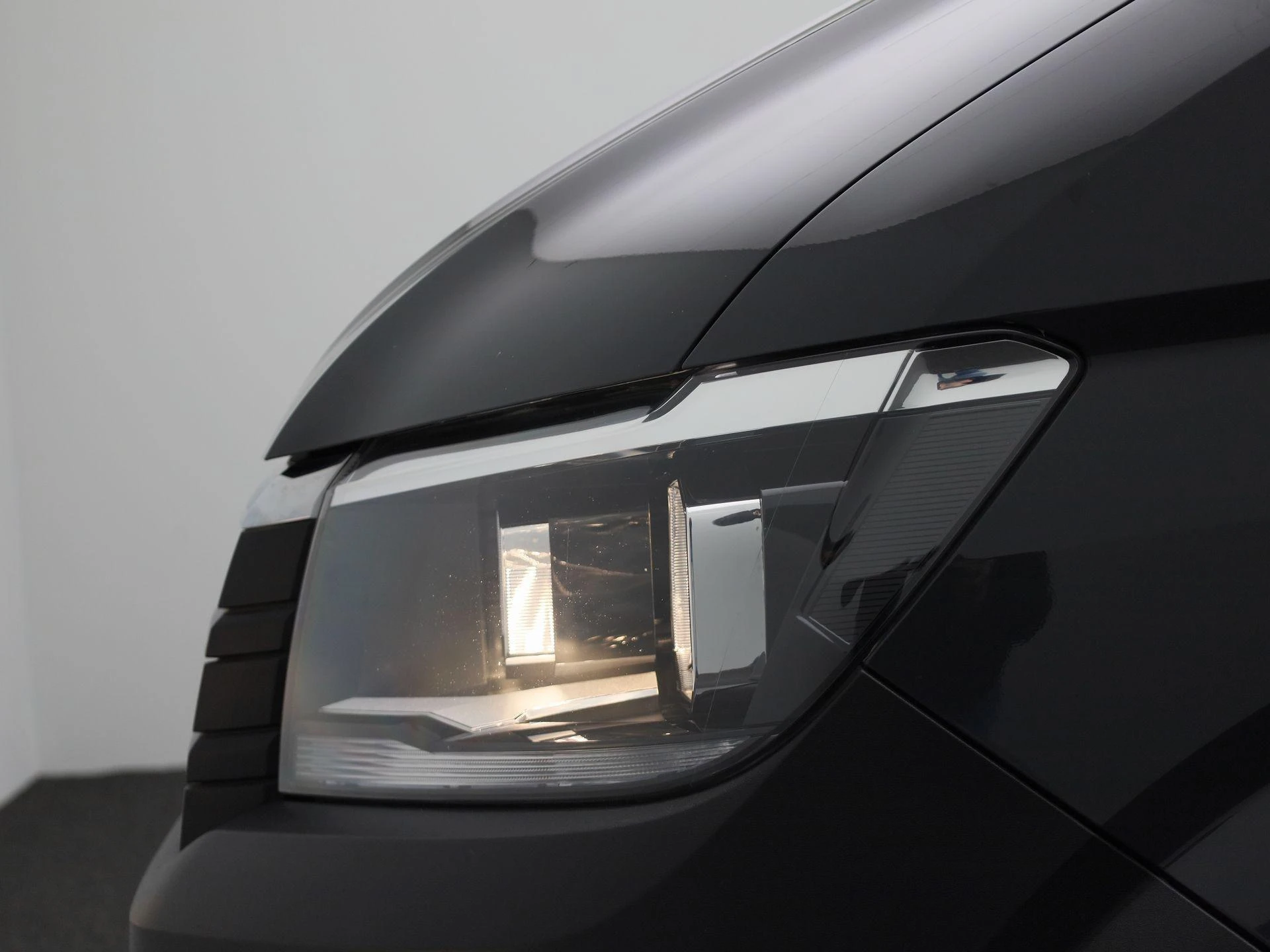 Volkswagen-Crafter-image-19