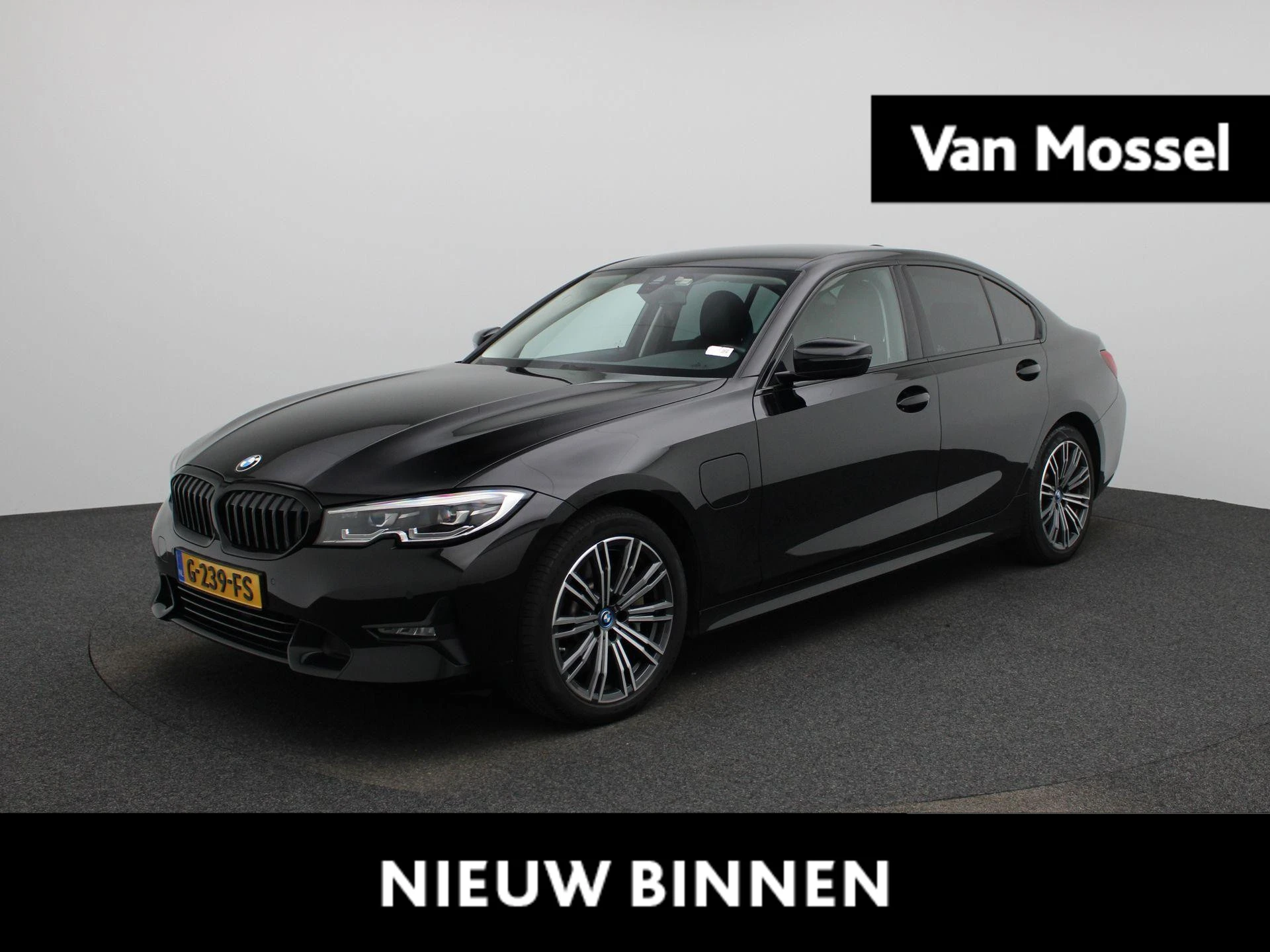 BMW-3 Serie-image-0