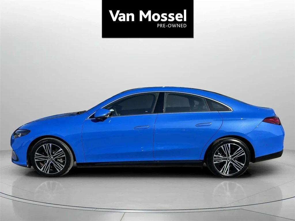 Mercedes-Benz-CLA-image-7