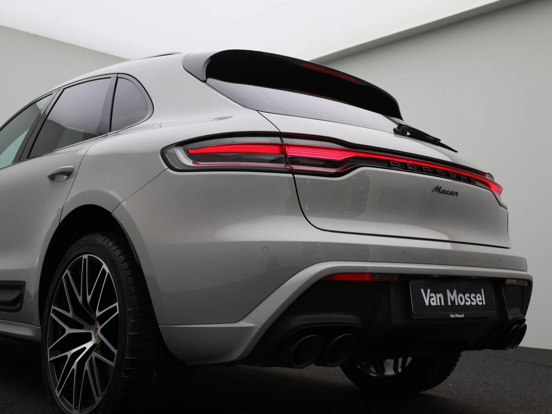Porsche-Macan-image-50