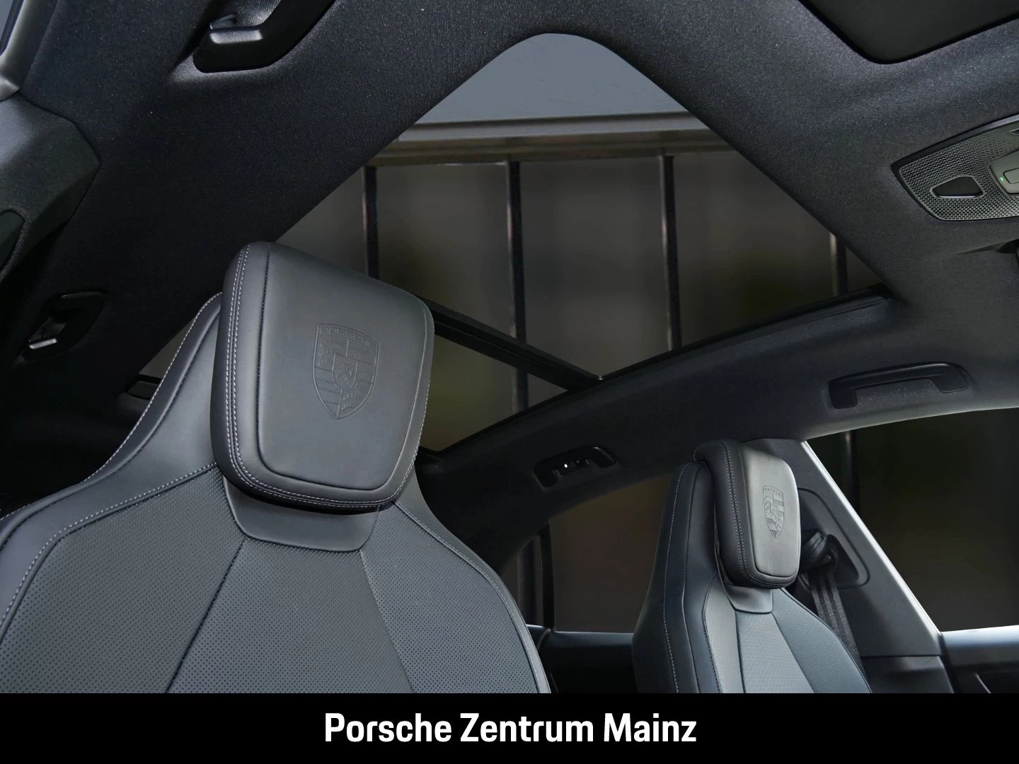 Porsche Macan 4 Surround-View Luftfederung Sitzbelüftung -