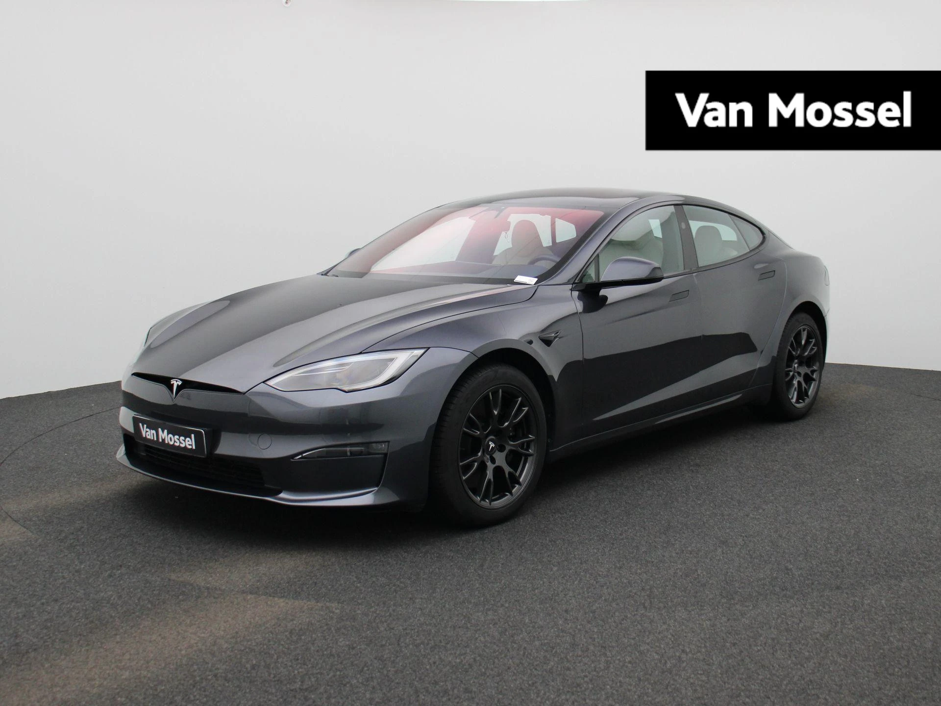 Tesla-Model S-image-0