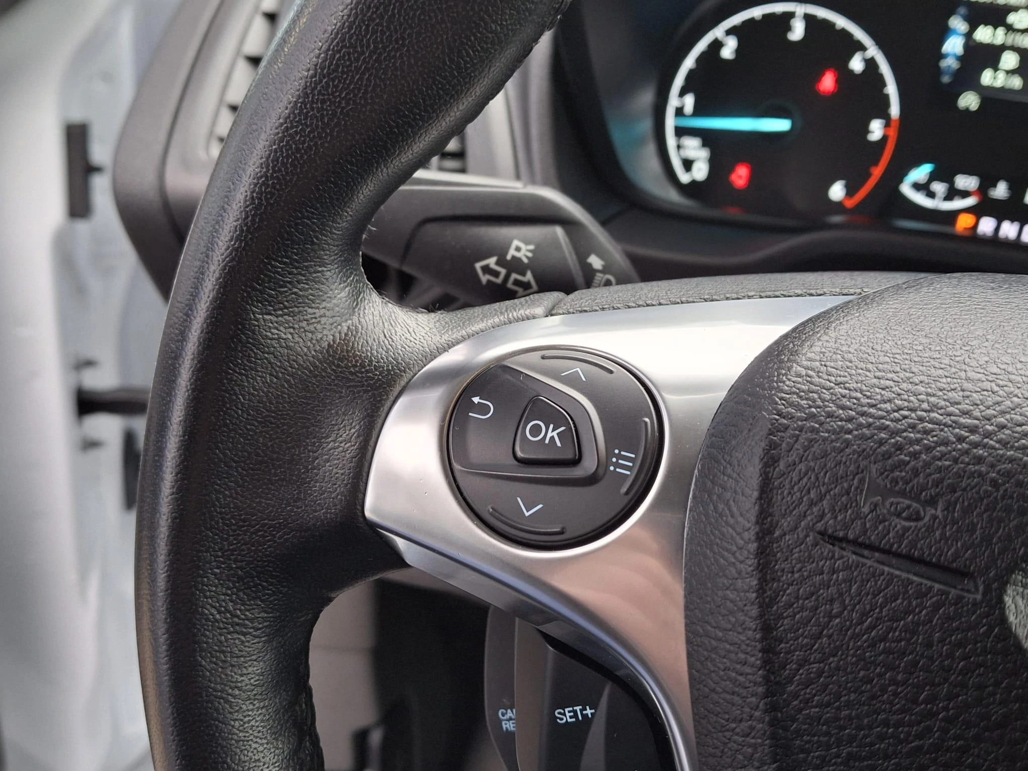 Ford-Transit Connect-image-10