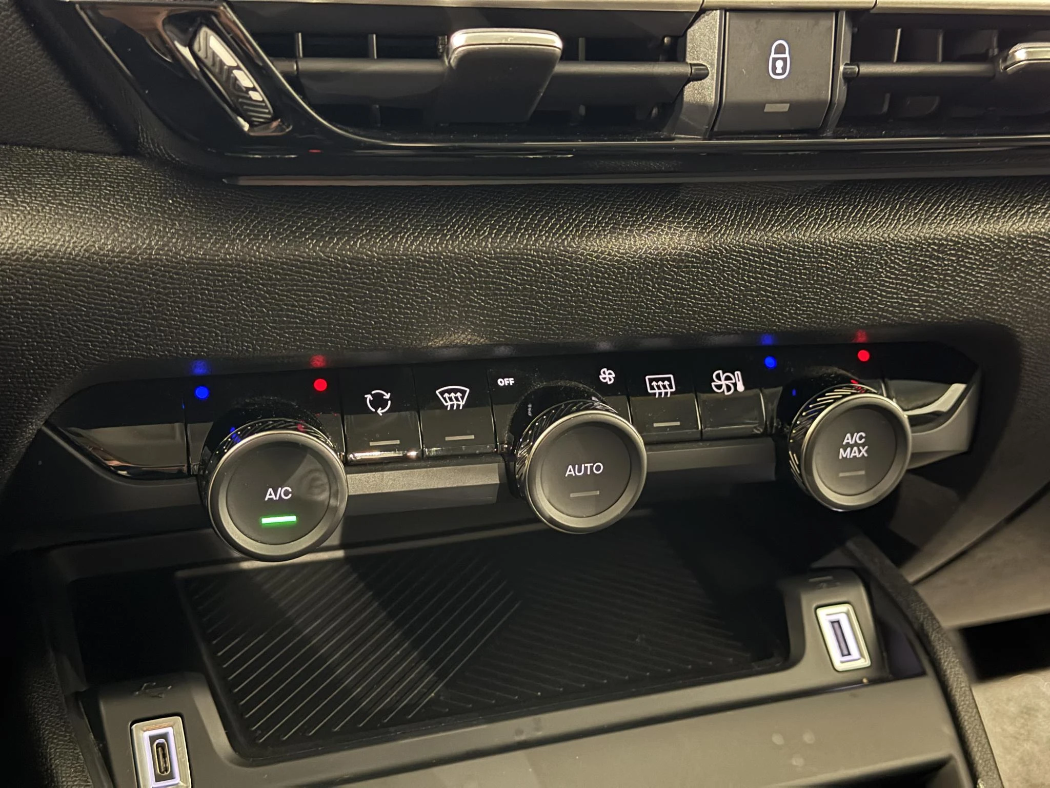 Citroën-ë-C4-image-21