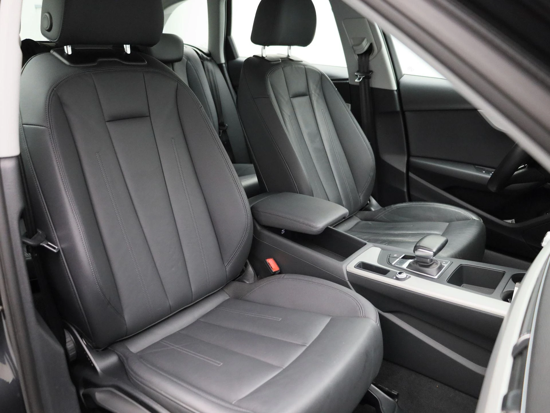 Audi-A4-image-36