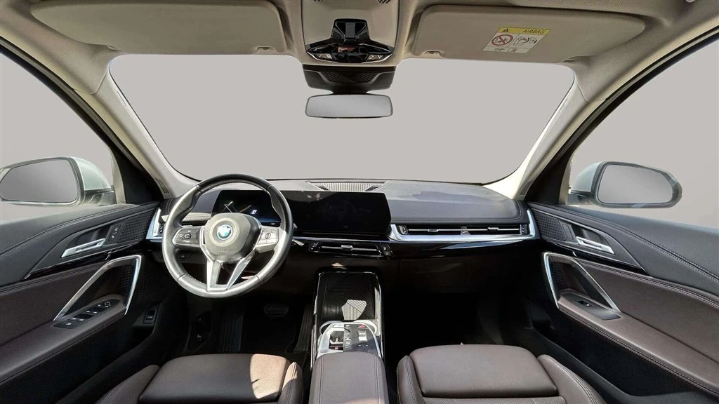 BMW-iX1-image-25