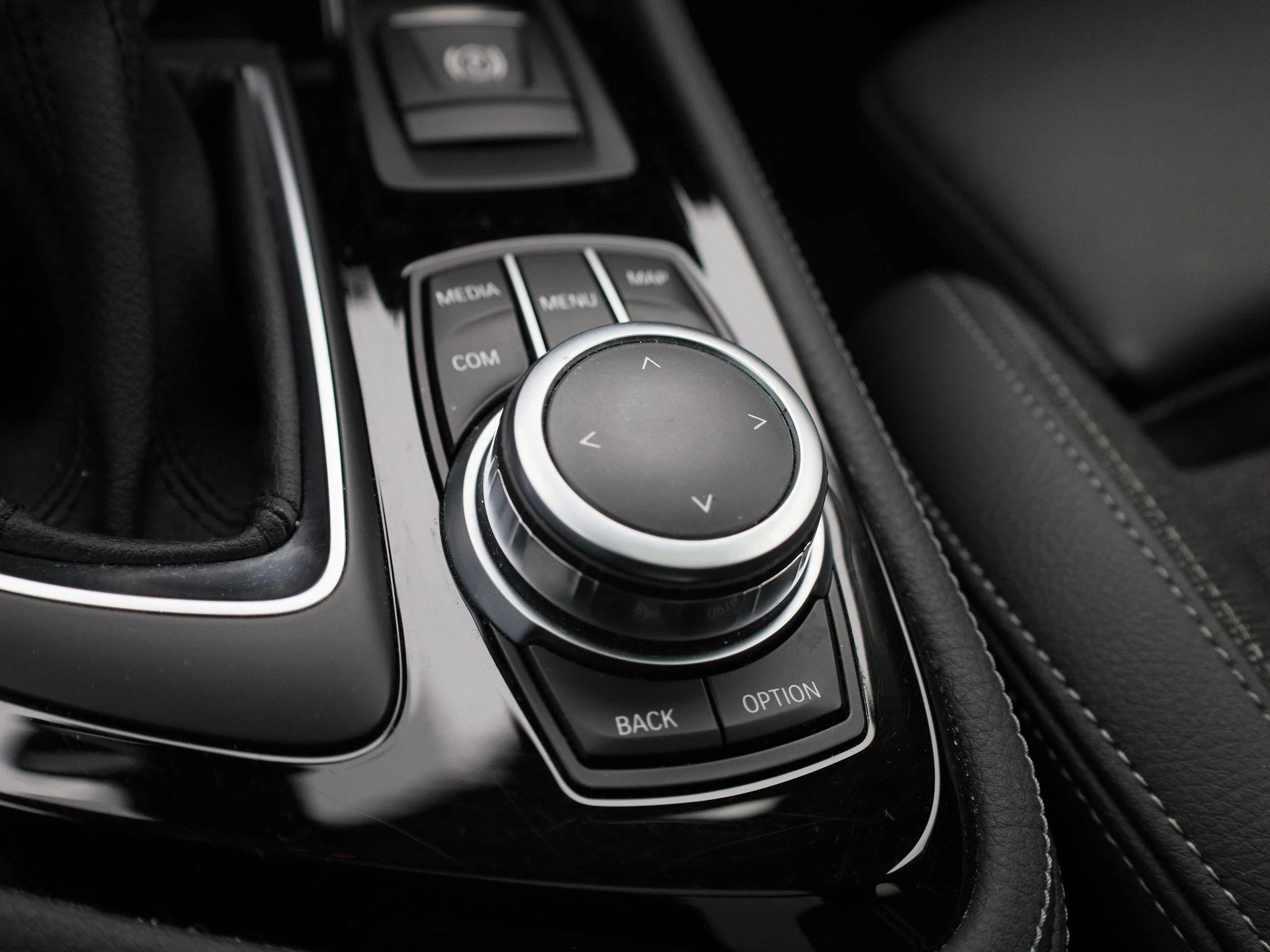 BMW-2 Serie-image-25
