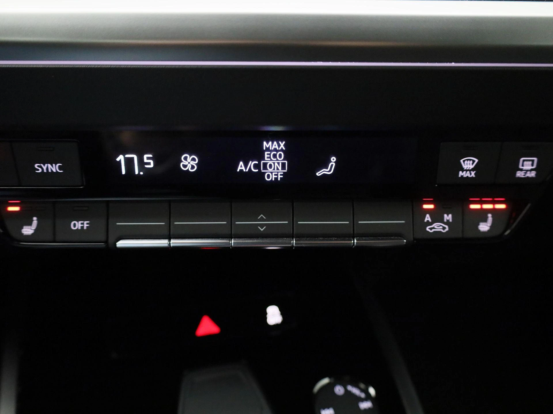 Audi-Q4 e-tron-image-21