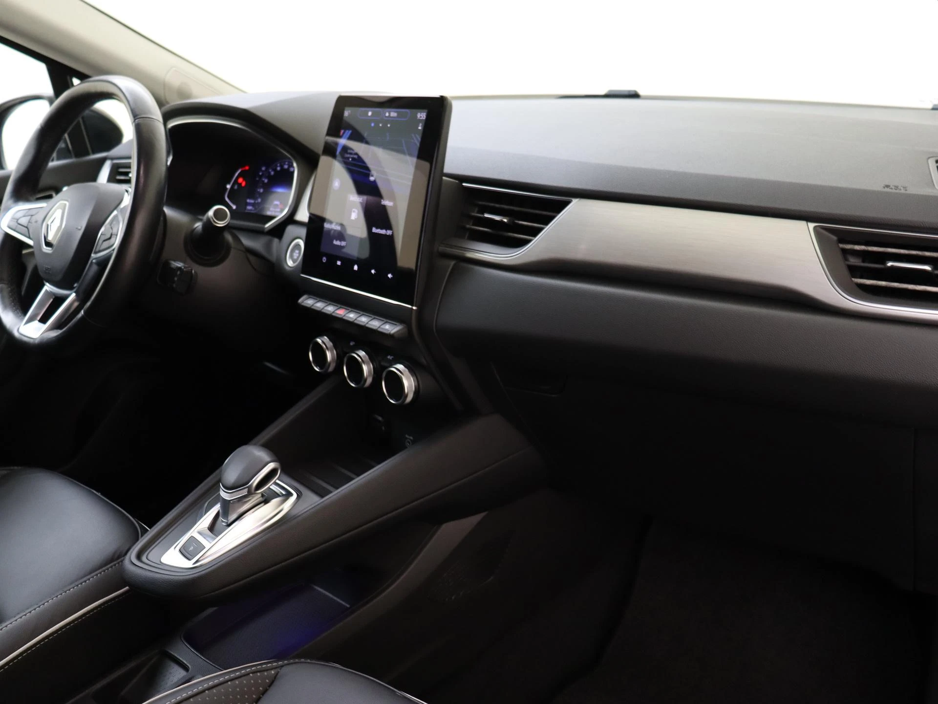 Renault-Captur-image-4