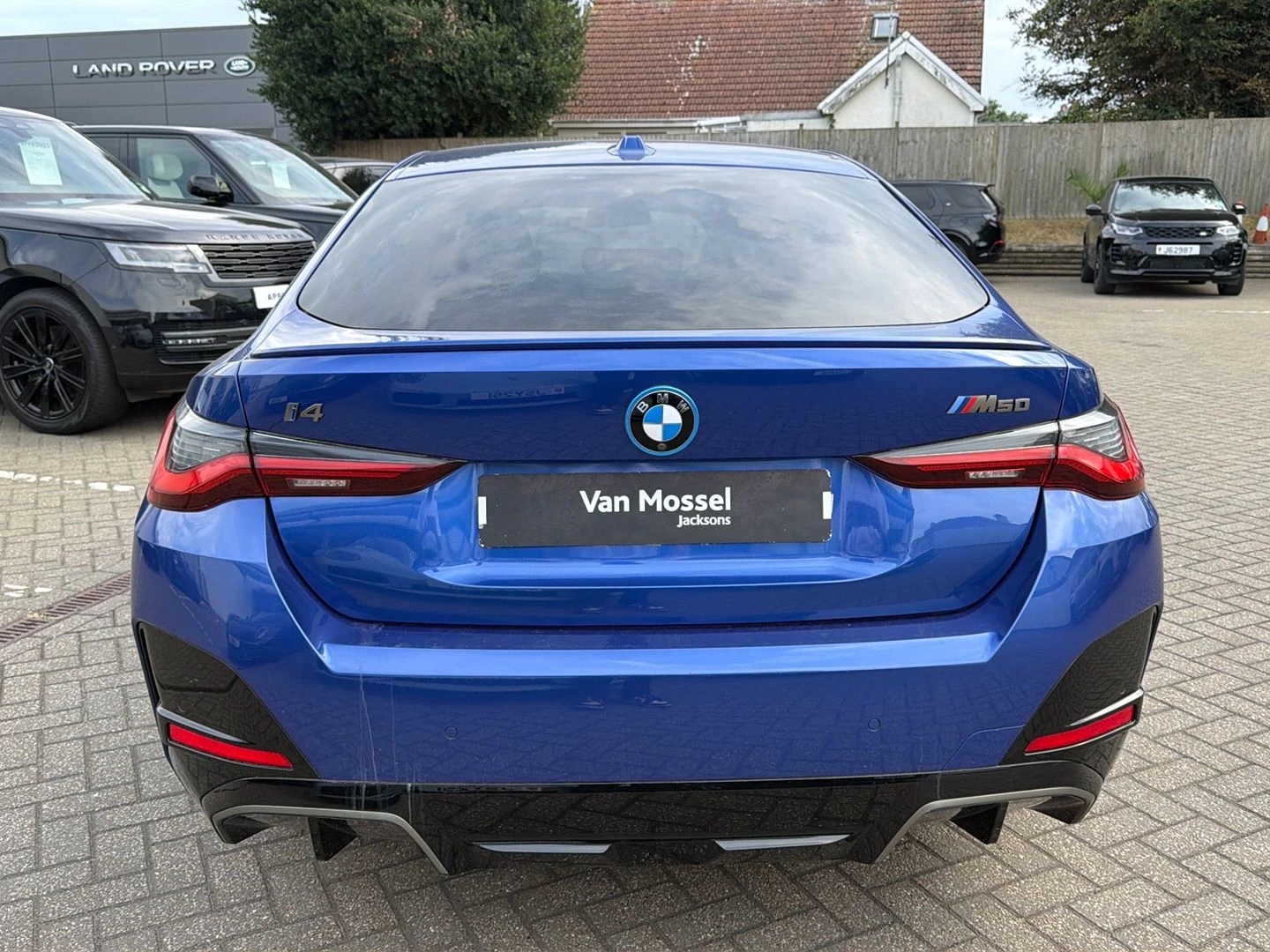 BMW i4, image 7