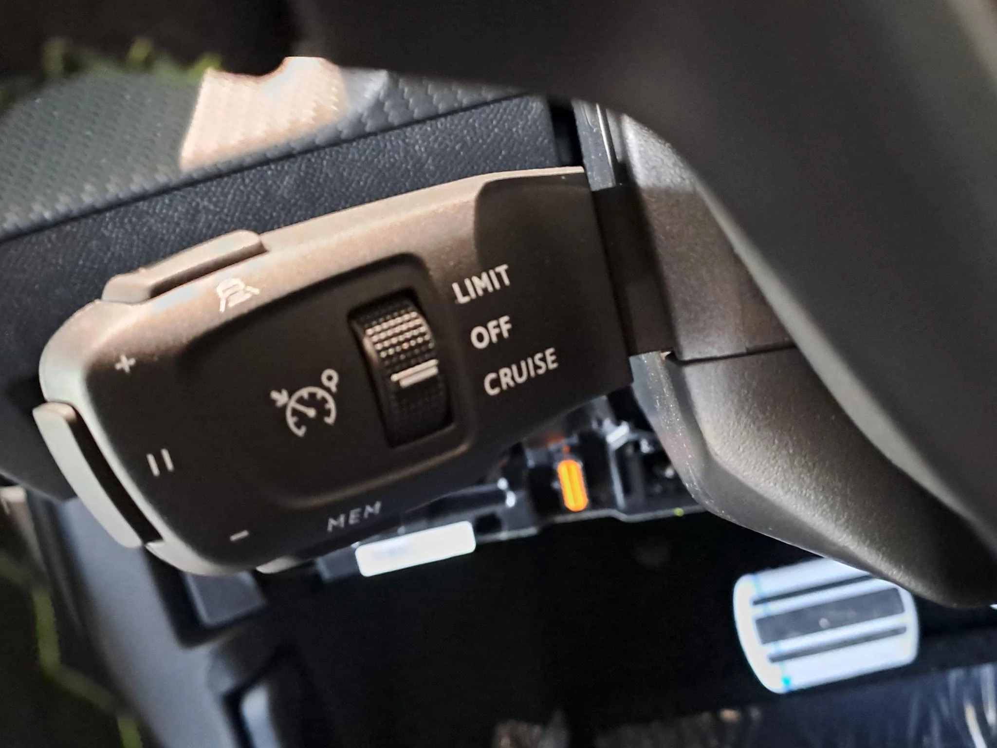 Peugeot-2008-image-13