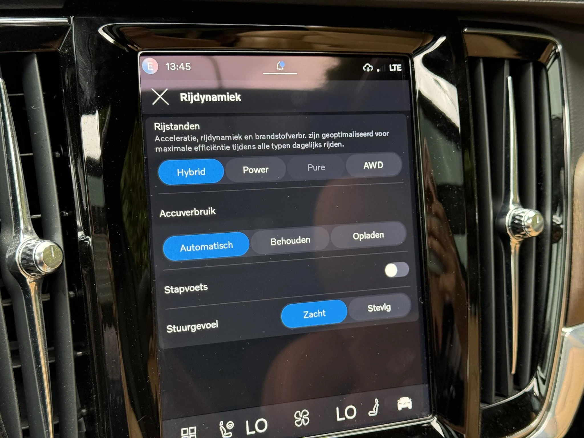 Volvo-V90-image-31
