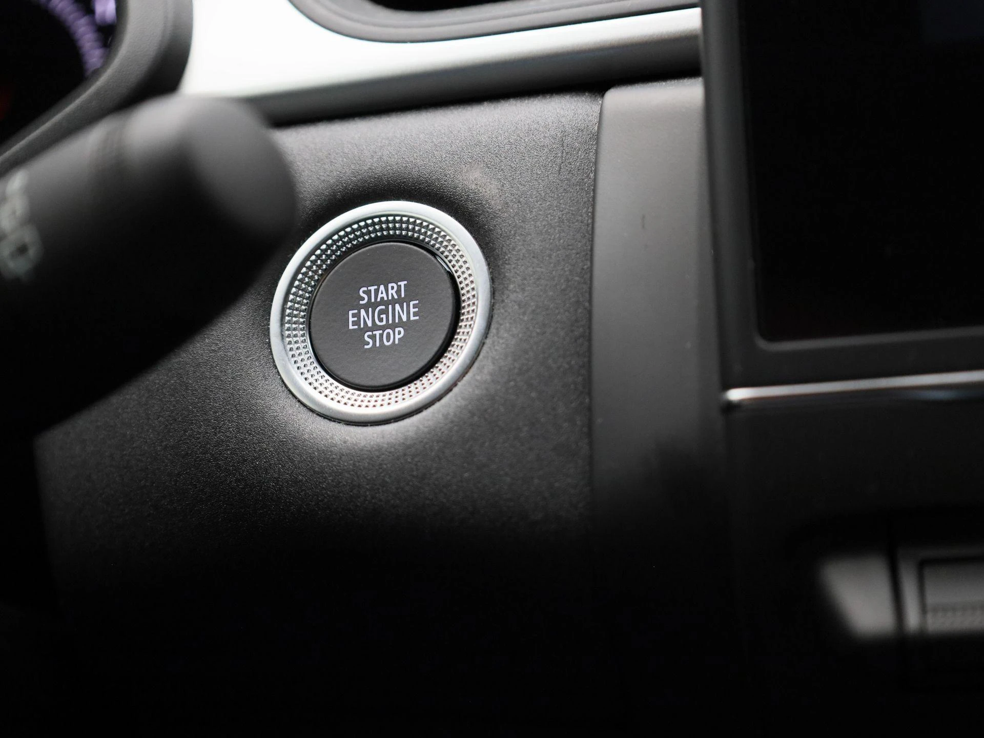 Renault-Captur-image-18