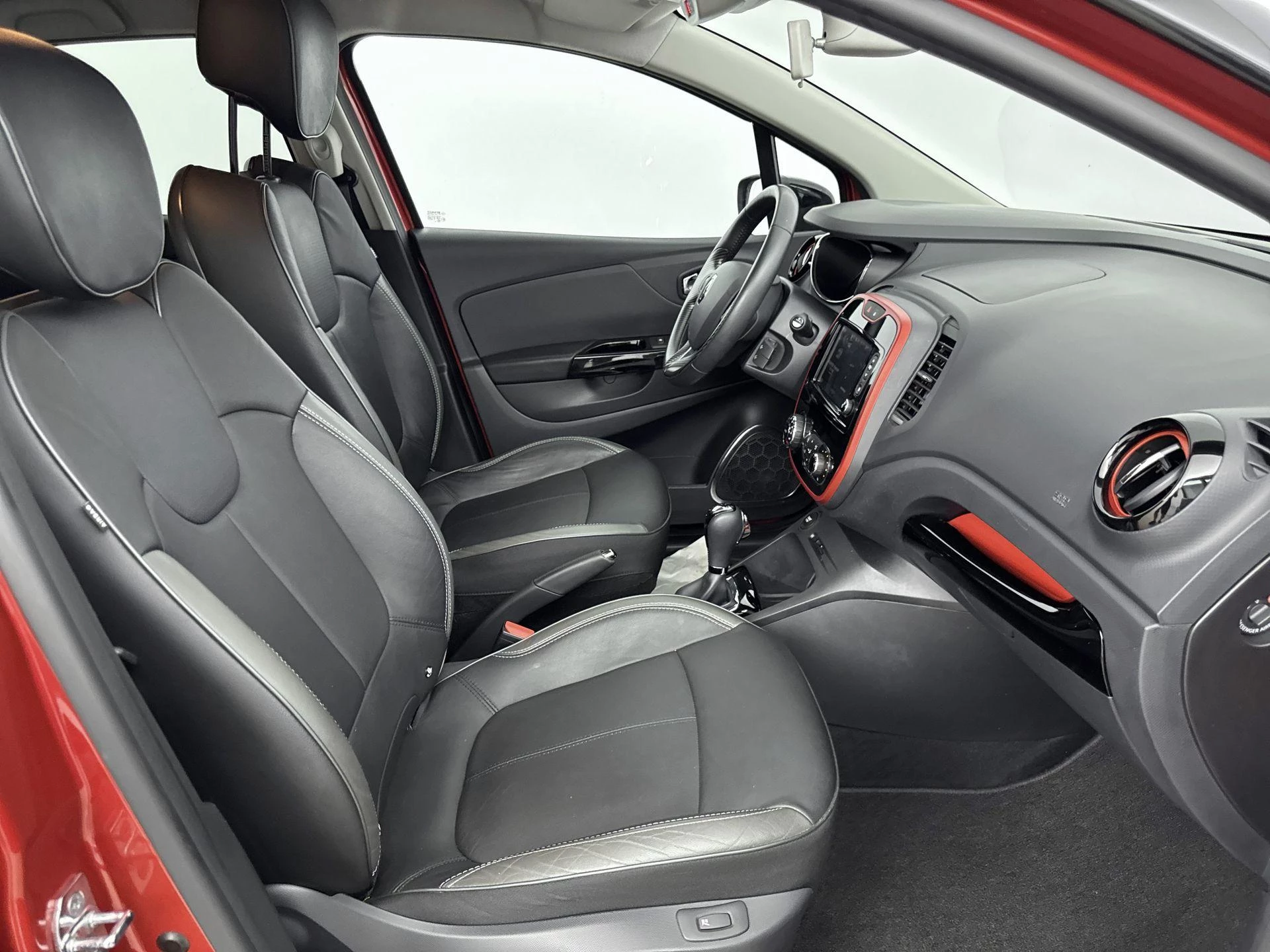 Renault-Captur-image-26