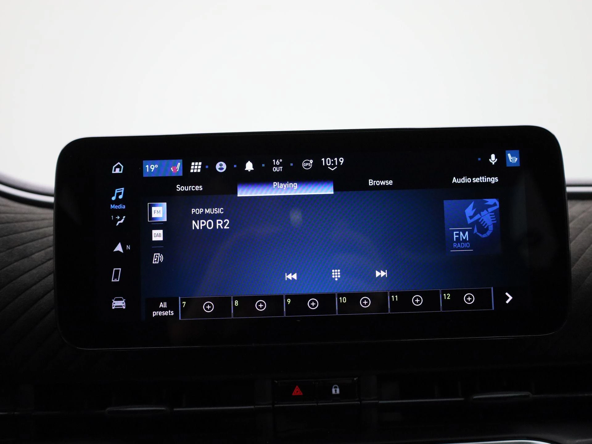 Abarth-500C-image-21