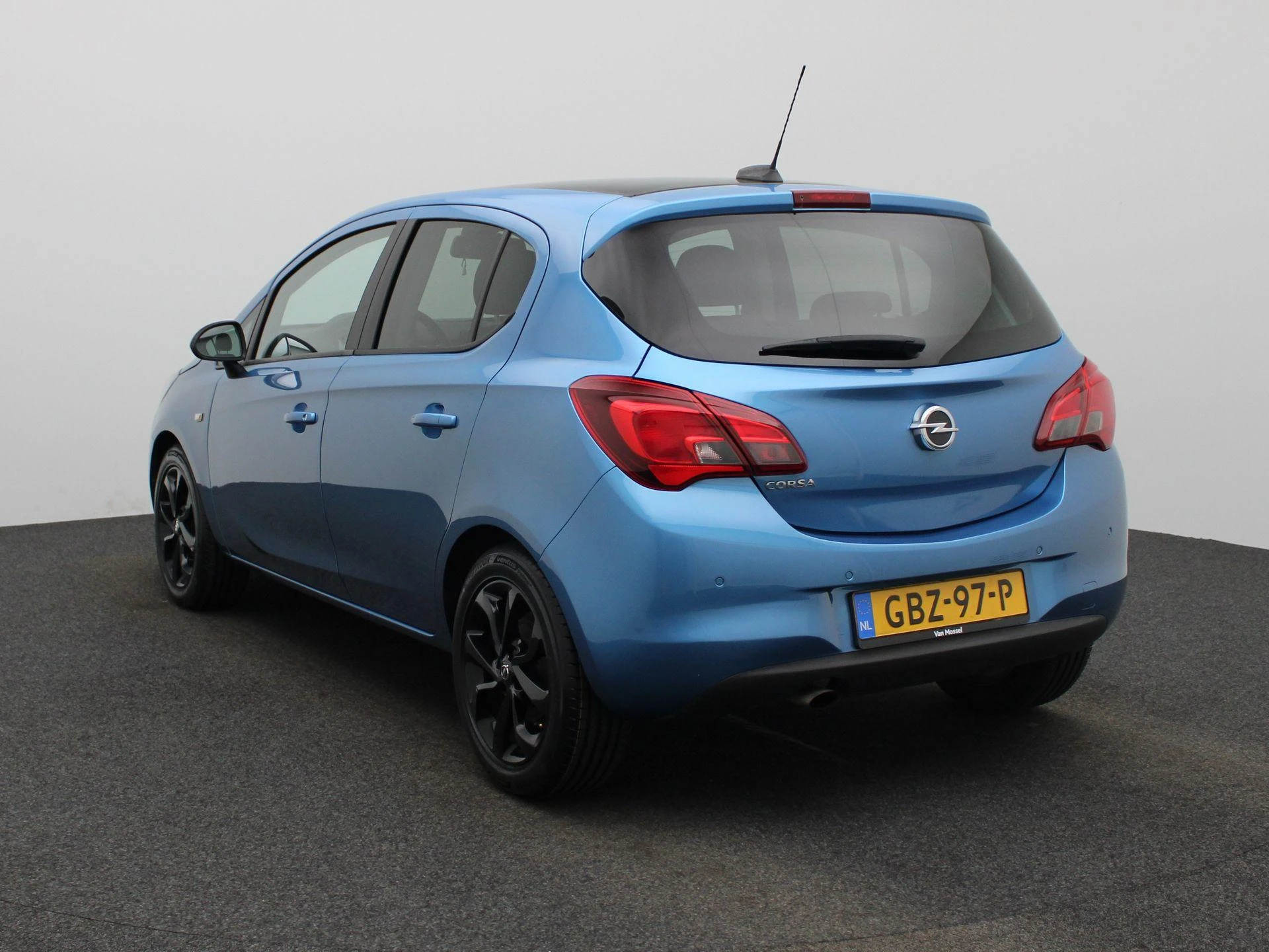 Opel-Corsa-image-1