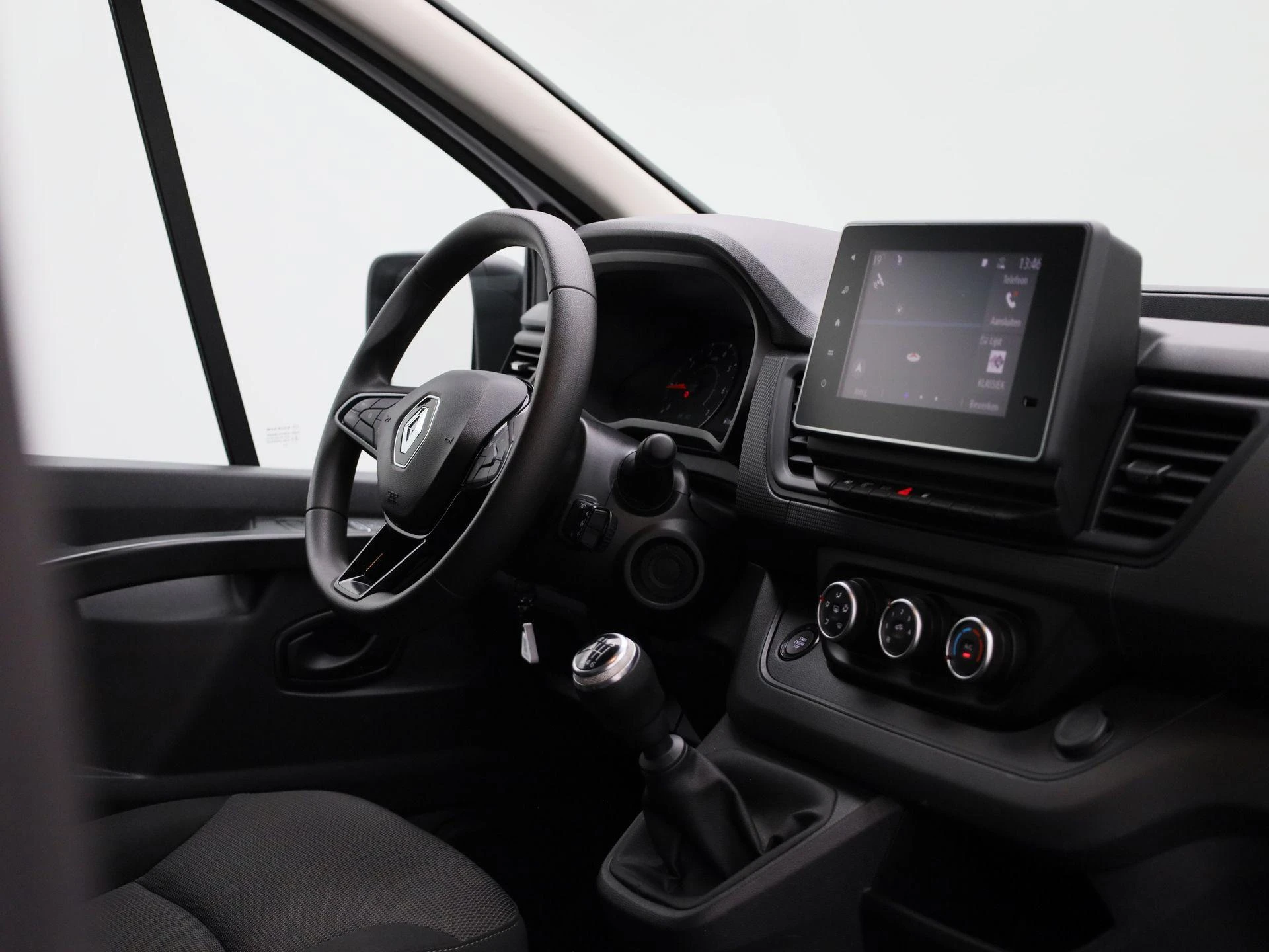 Renault-Trafic-image-8