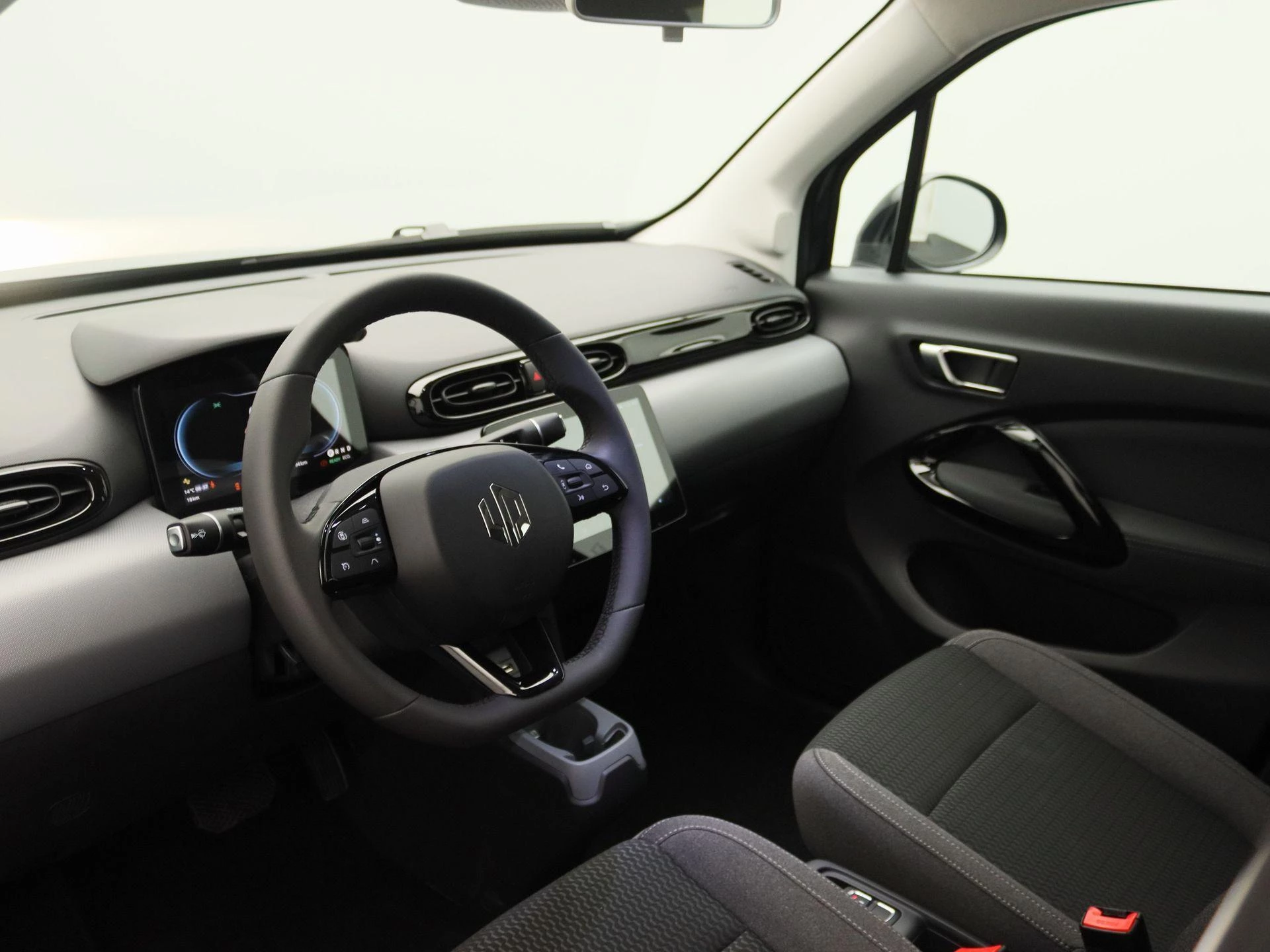 Leapmotor-T03-image-19