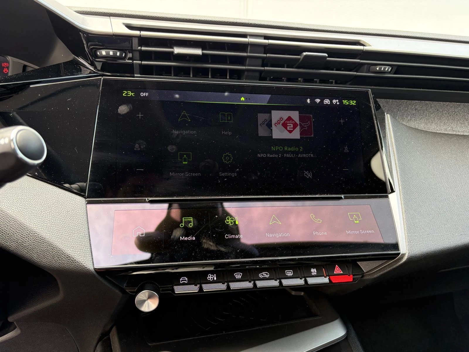Peugeot 408 1.2 Hybrid 145 e-DCS6 Allure
