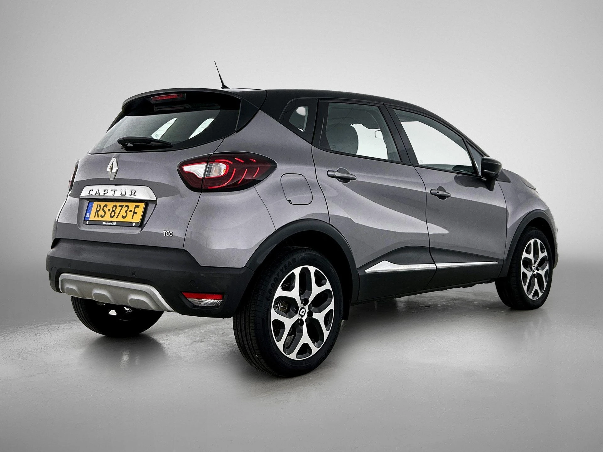 Renault-Captur-image-3