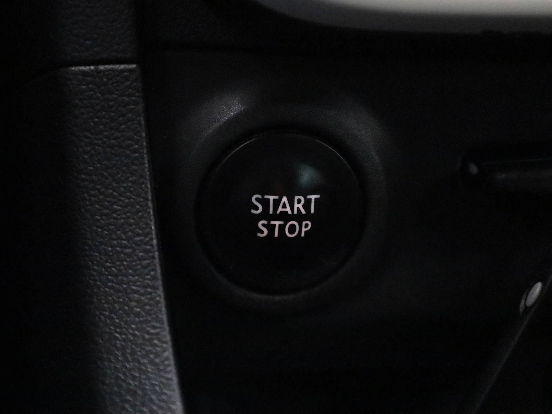 Renault-Clio-image-18