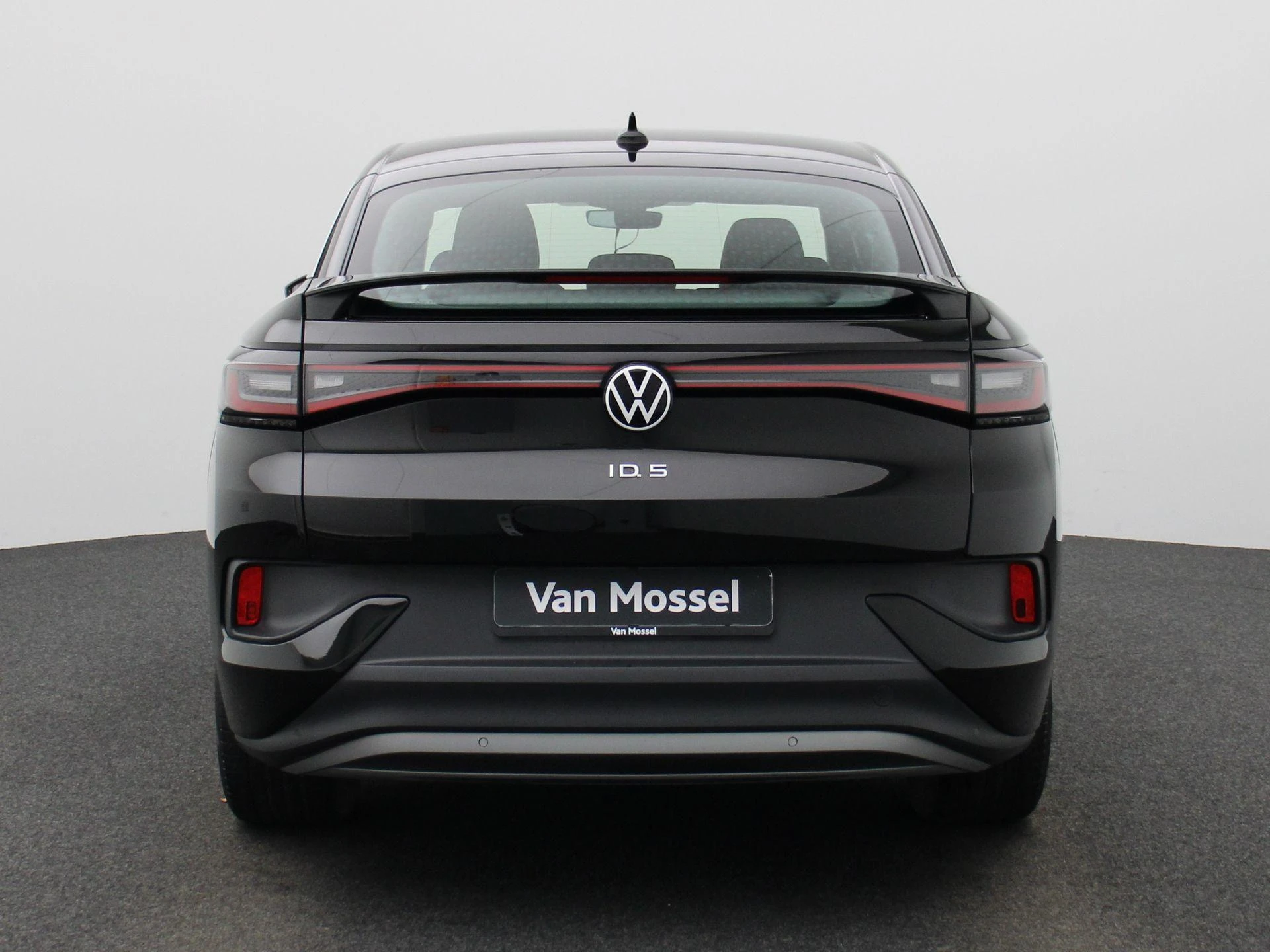 Volkswagen-ID.5-image-4
