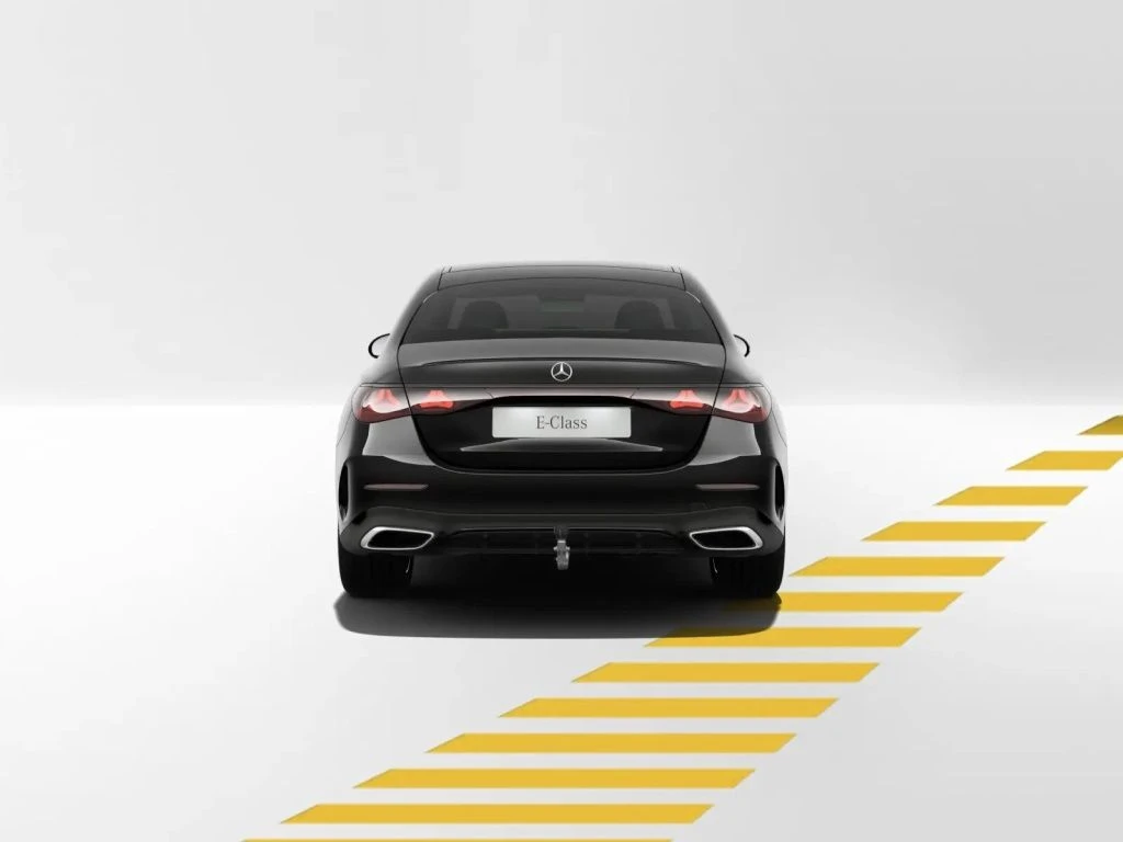 Mercedes-Benz-E-Klasse 220 d-image-5