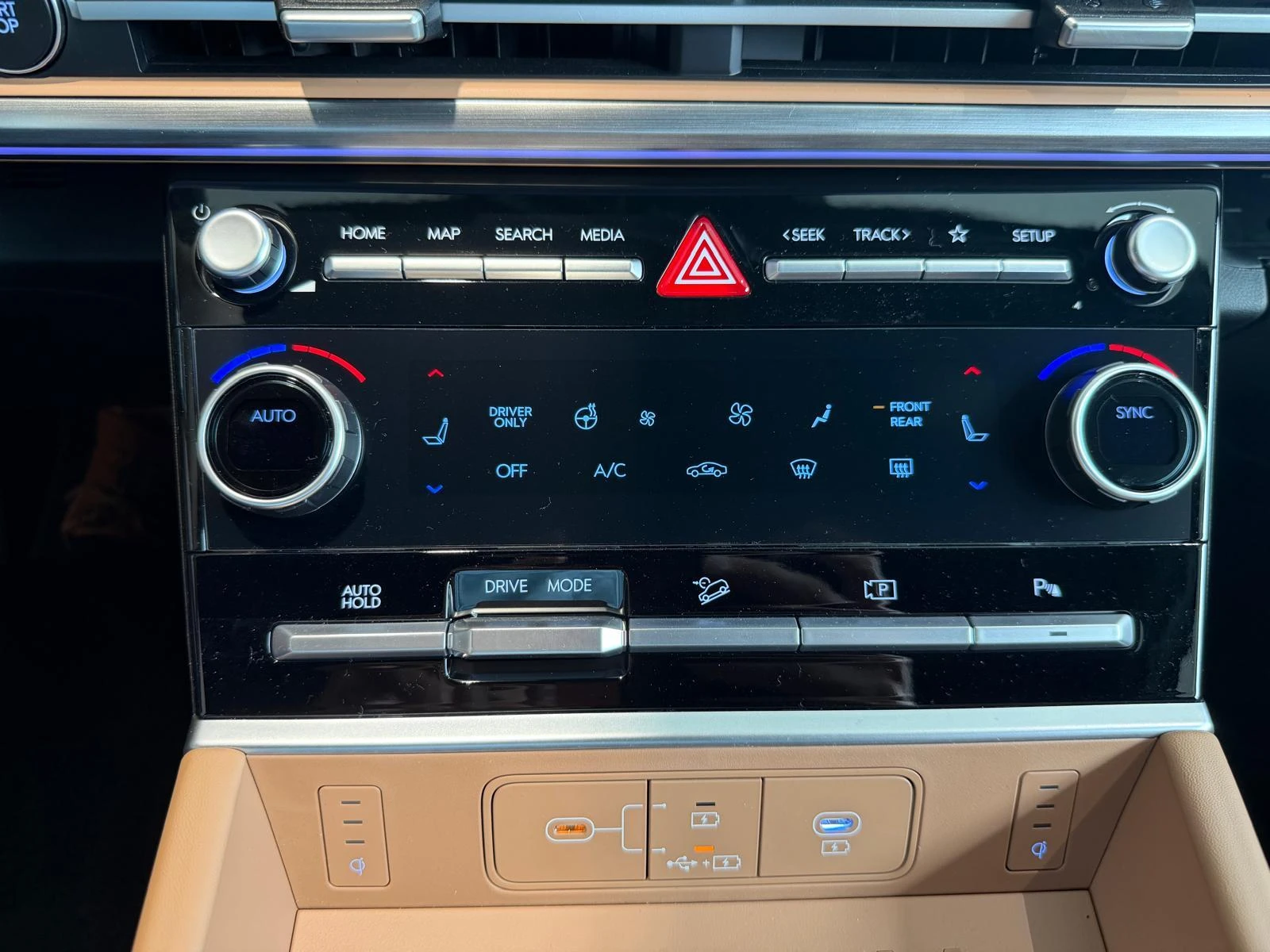 Hyundai-Santa Fe-image-20