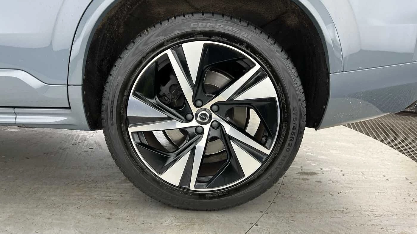 Volvo-XC90-image-3