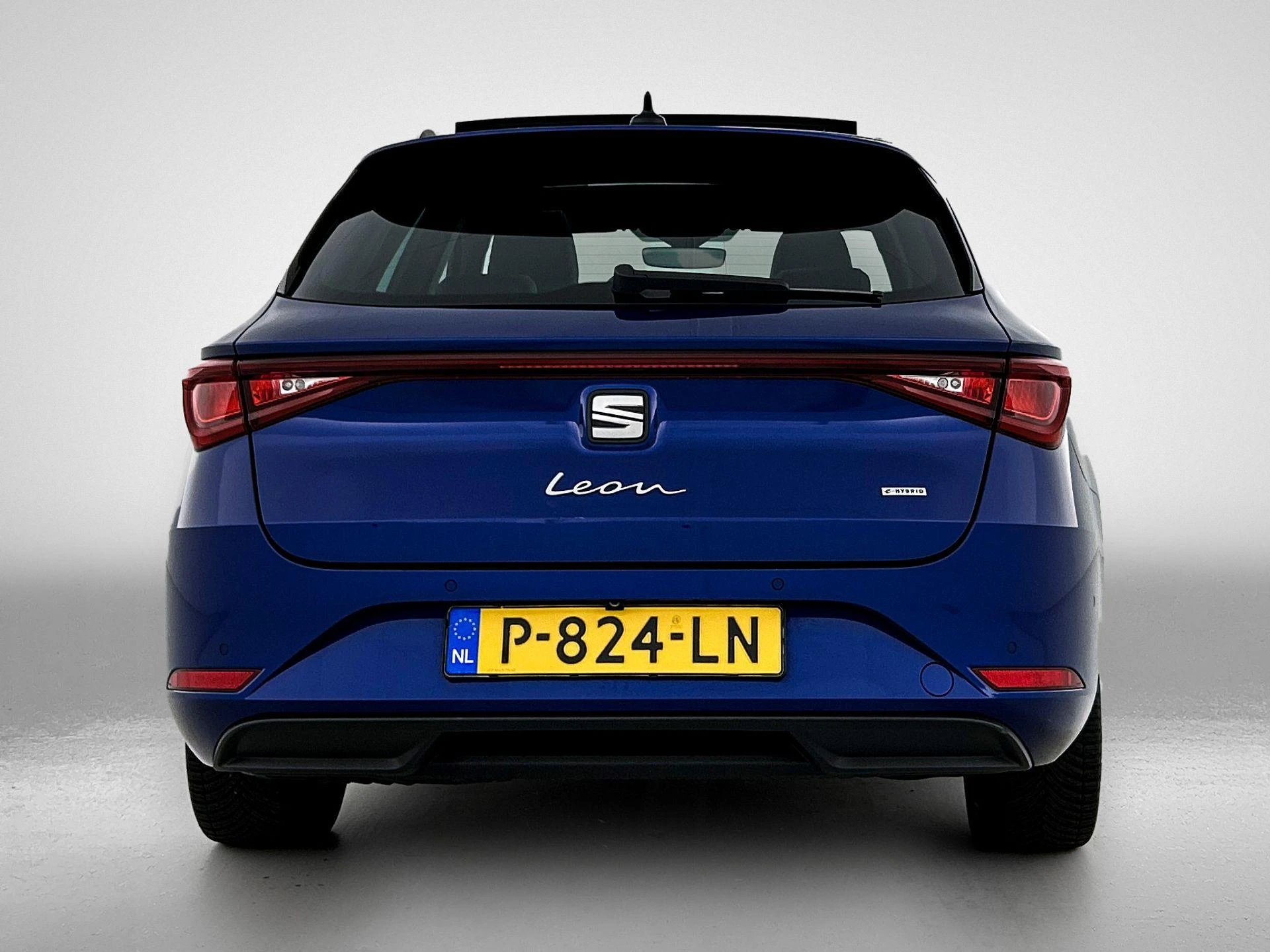 SEAT-Leon-image-2