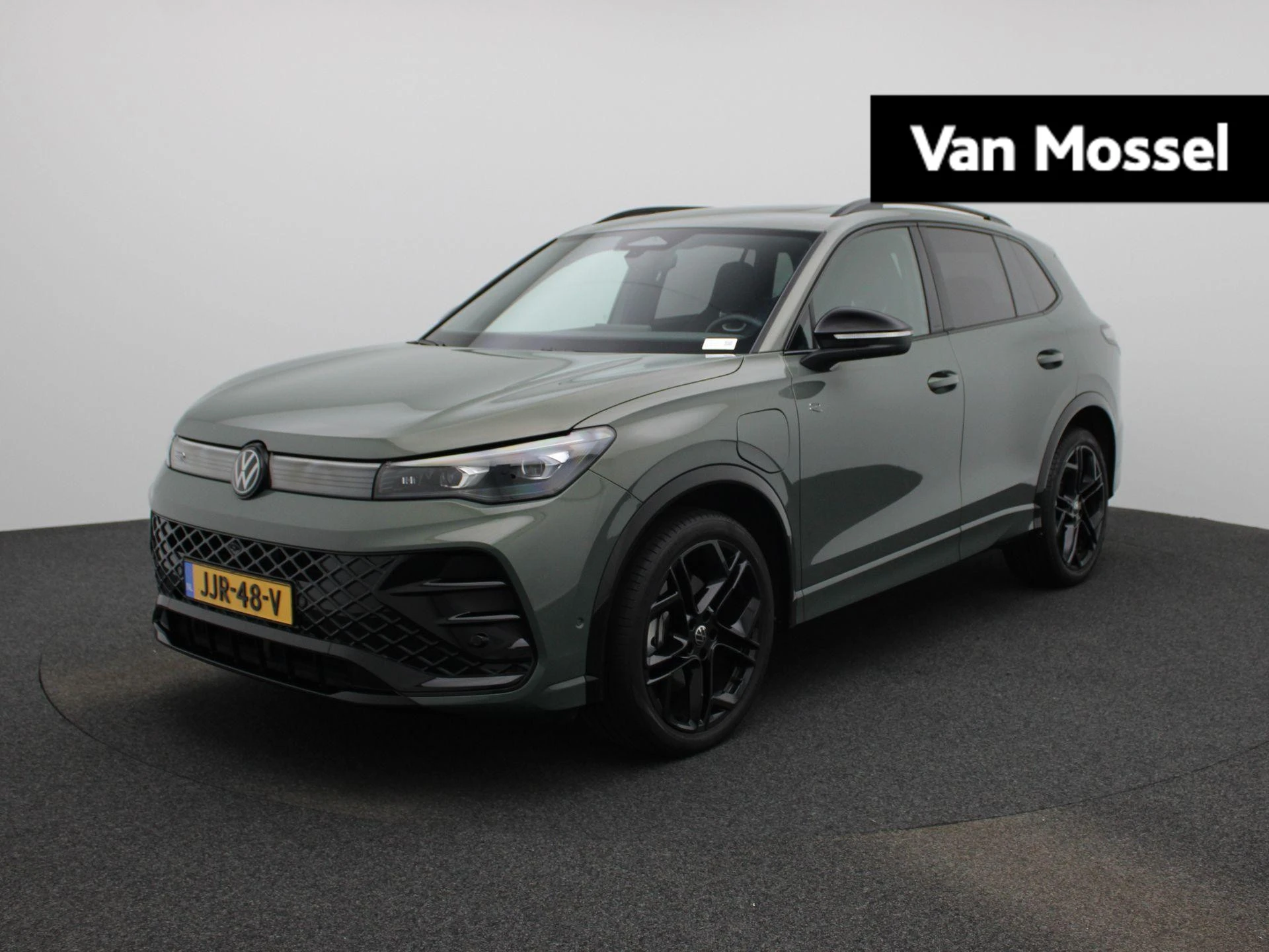 Volkswagen-Tiguan-image-0