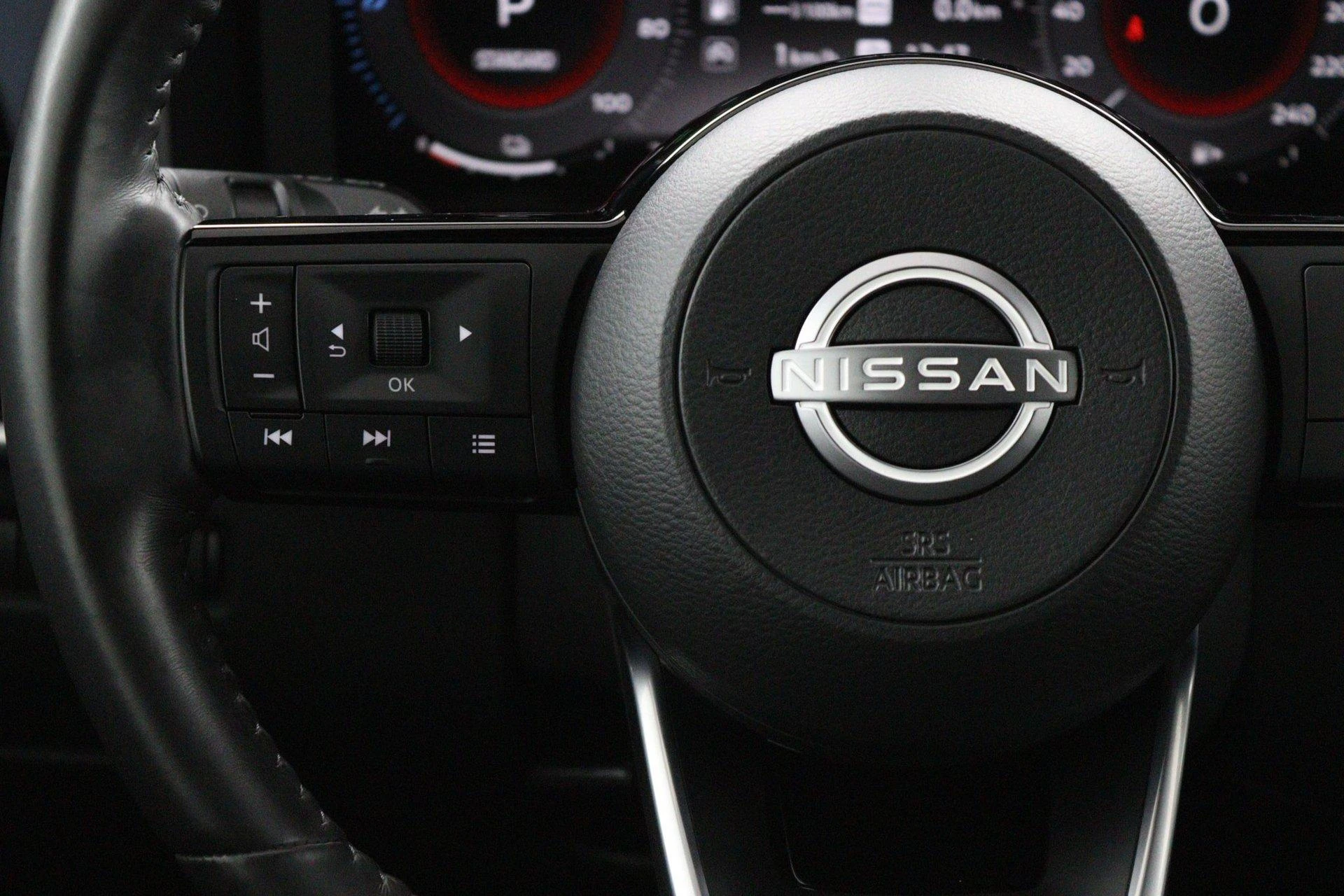 Nissan-QASHQAI-image-16