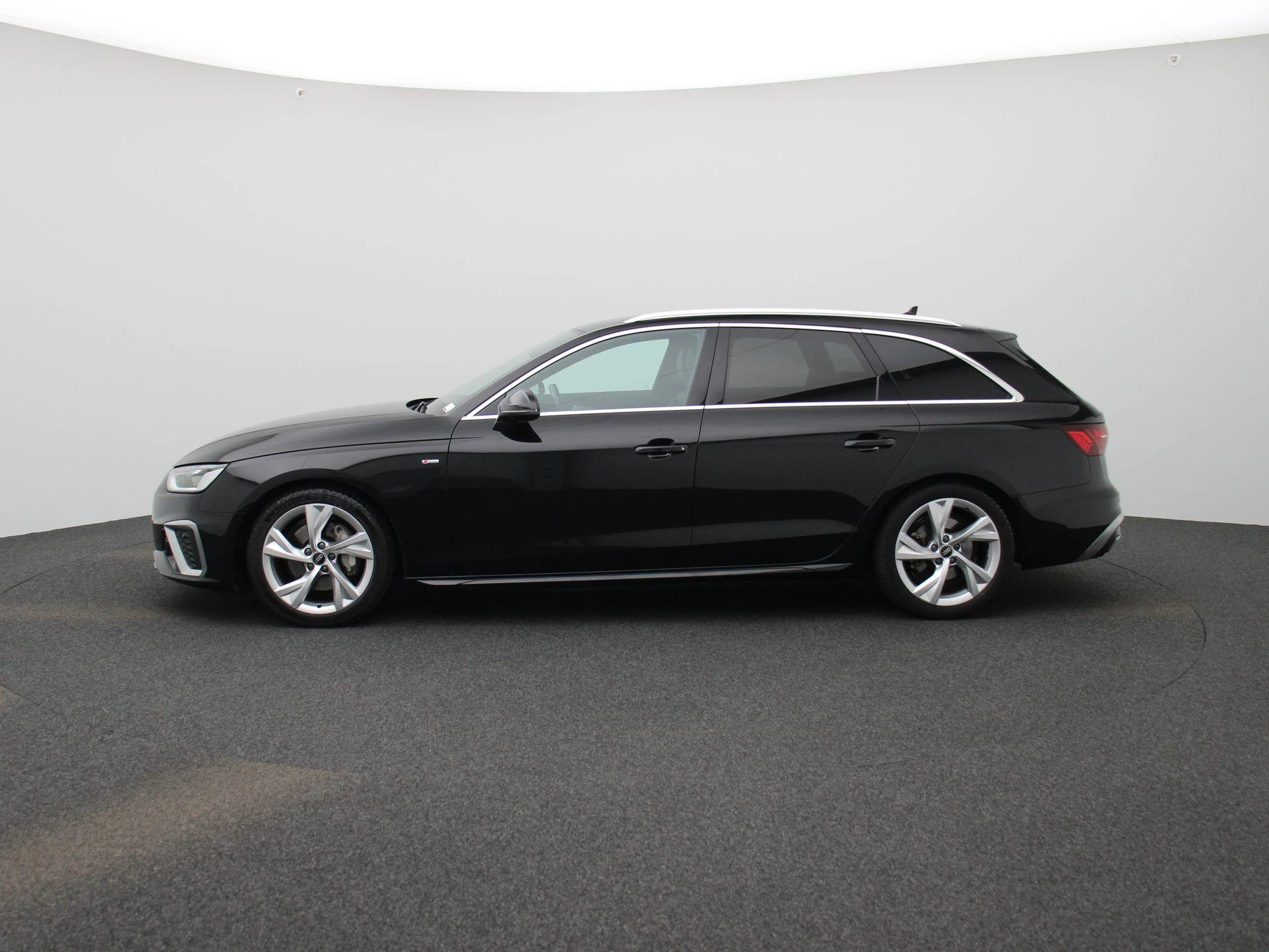 Audi-A4-image-3