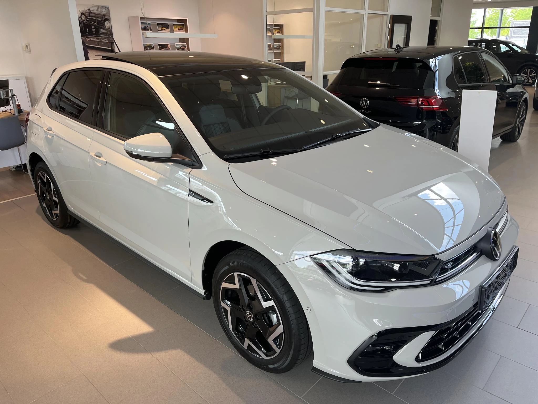 Volkswagen-Polo-image-1